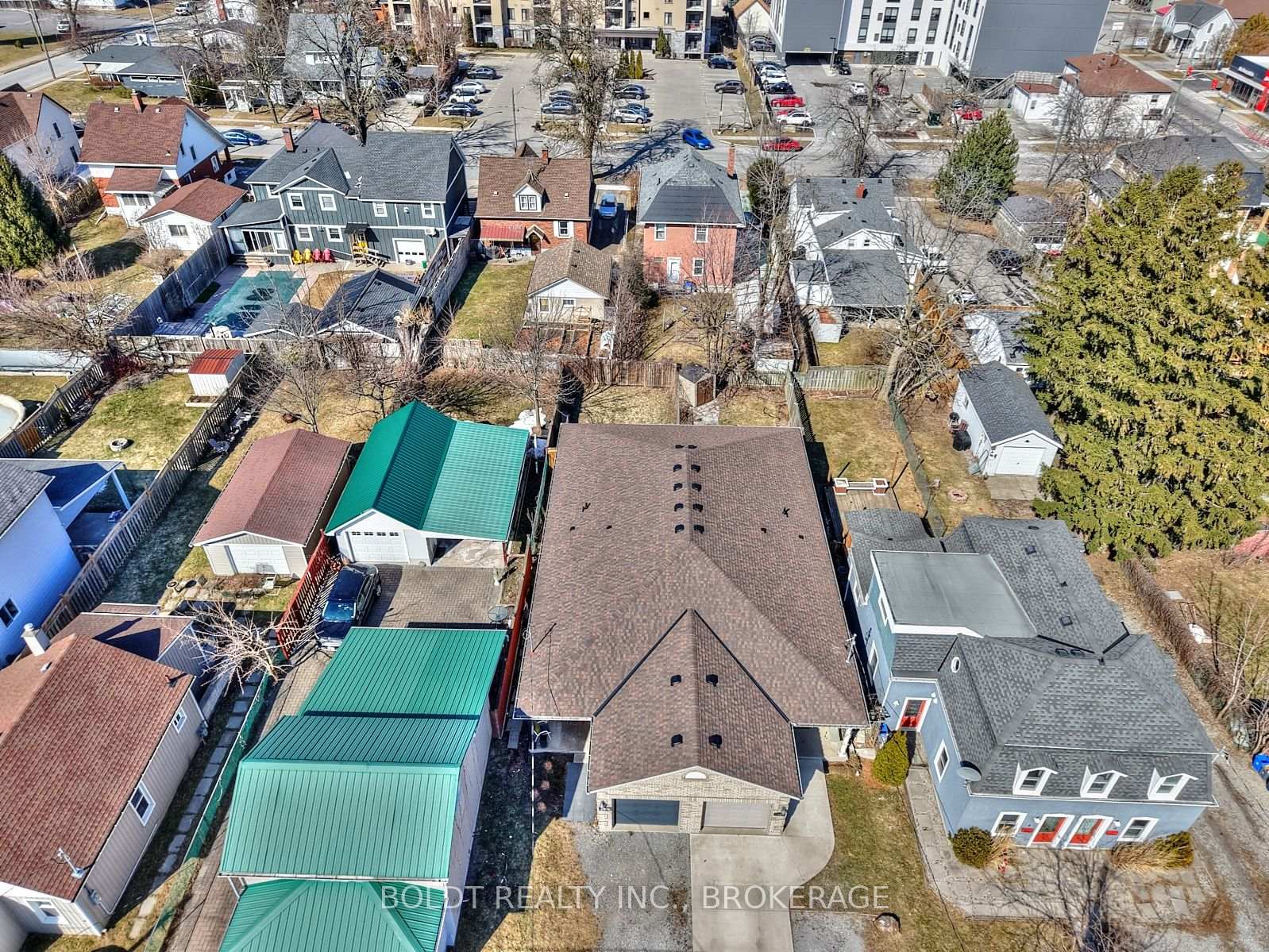 Photo 26 of 10 1/2 Metcalfe Street, Thorold, Thorold Downtown — HOMEH
