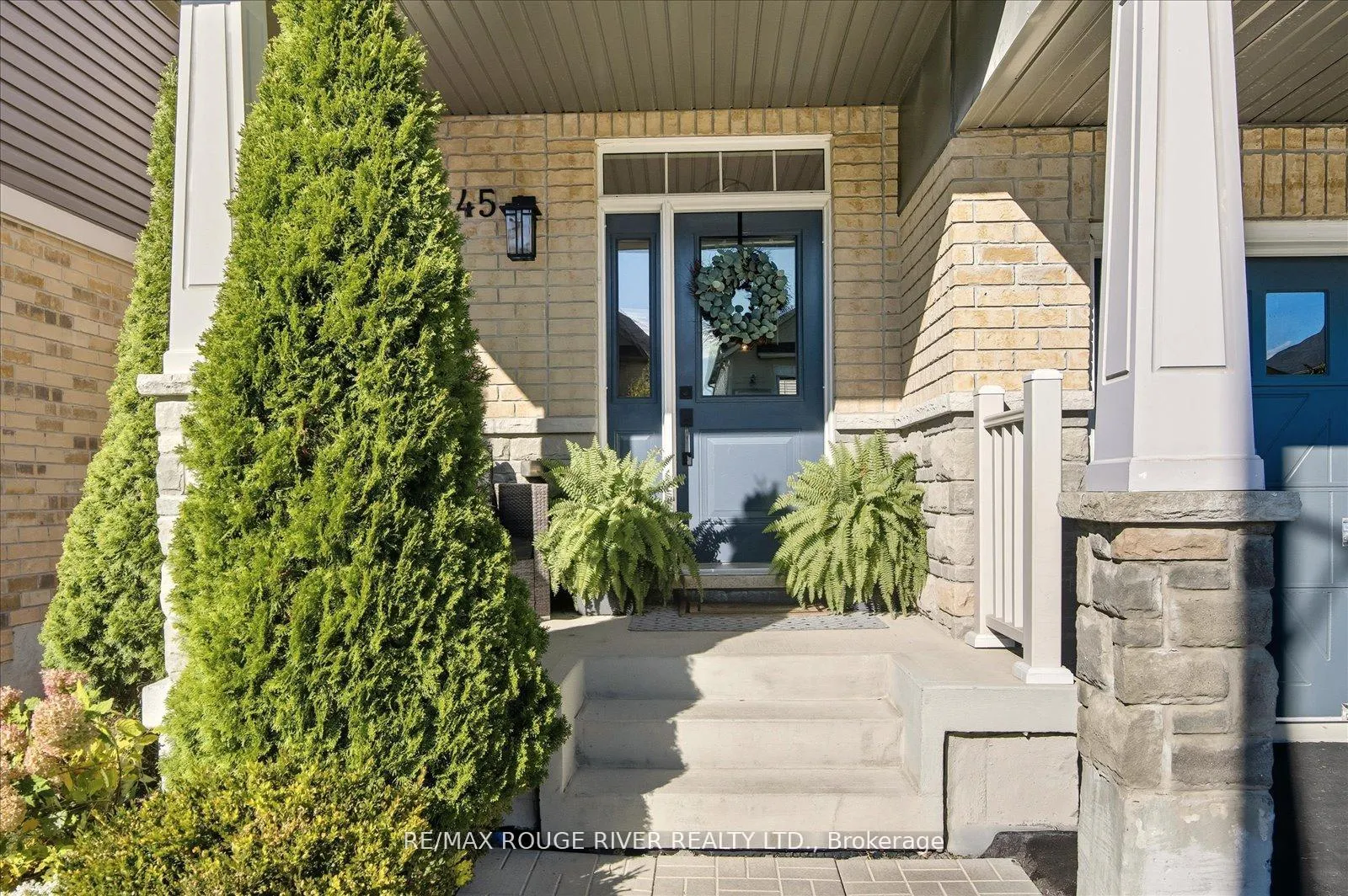Photo 2 of 245 Blackwell Crescent, Oshawa, Windfields — HOMEH