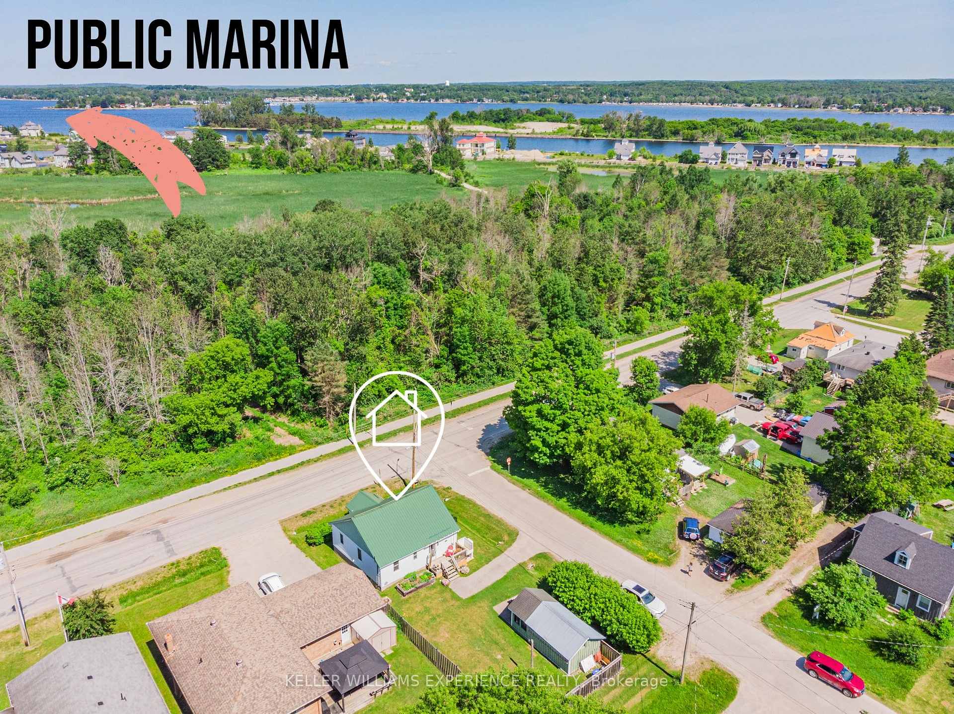 Photo 2 of 670 First Avenue, Tay, Port McNicoll — HOMEH