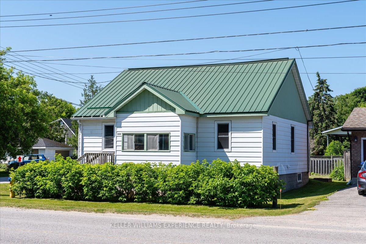 Photo 6 of 670 First Avenue, Tay, Port McNicoll — HOMEH