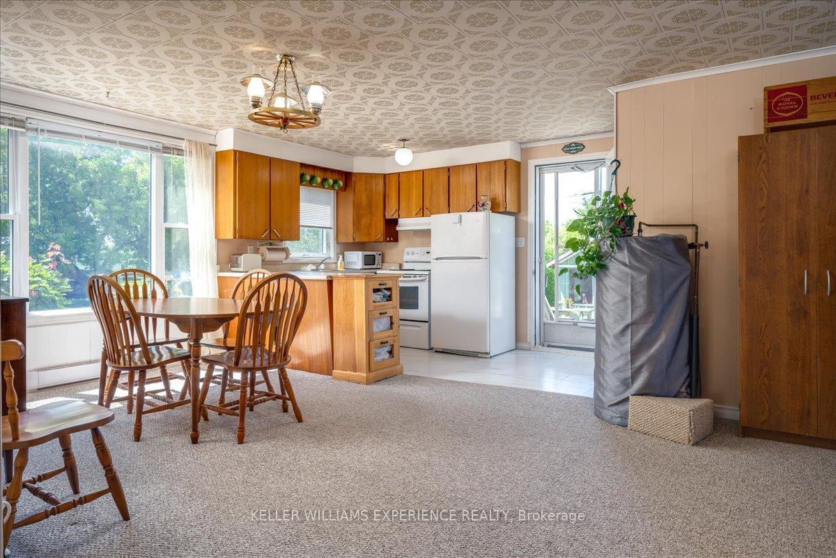 Photo 15 of 670 First Avenue, Tay, Port McNicoll — HOMEH