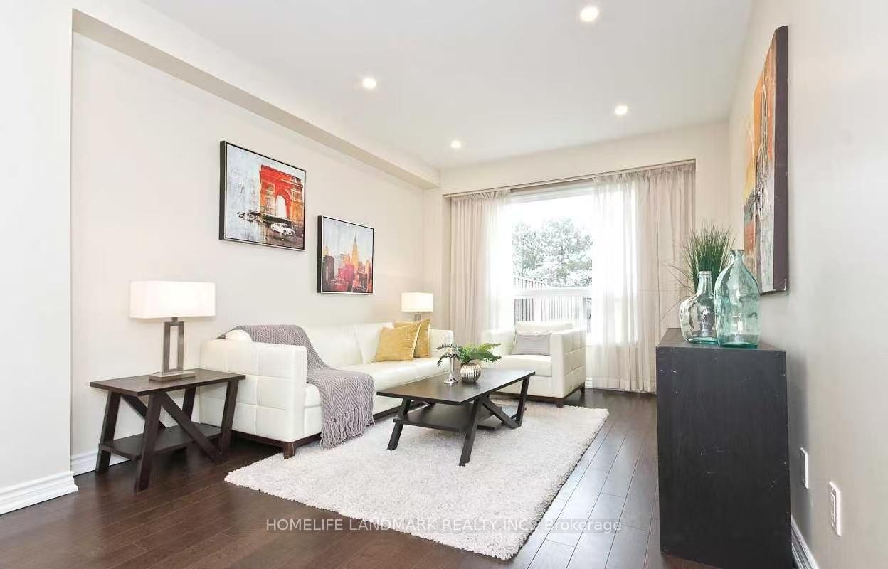 Photo 2 of 81 Hawkshead Crescent, Scarborough, Steeles — HOMEH
