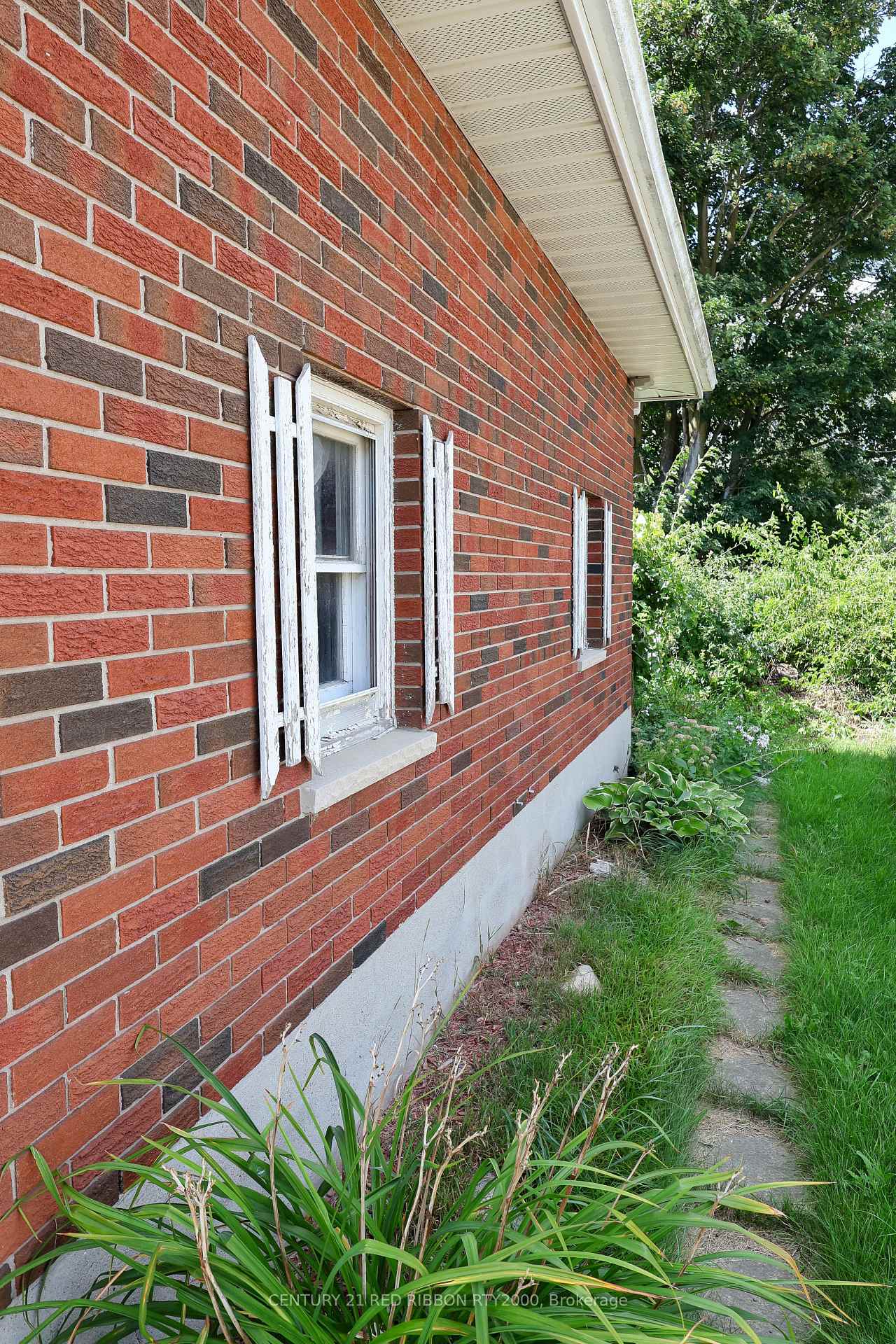 Photo 7 of 205 Metcalfe Street E, Strathroy-Caradoc, NE — HOMEH