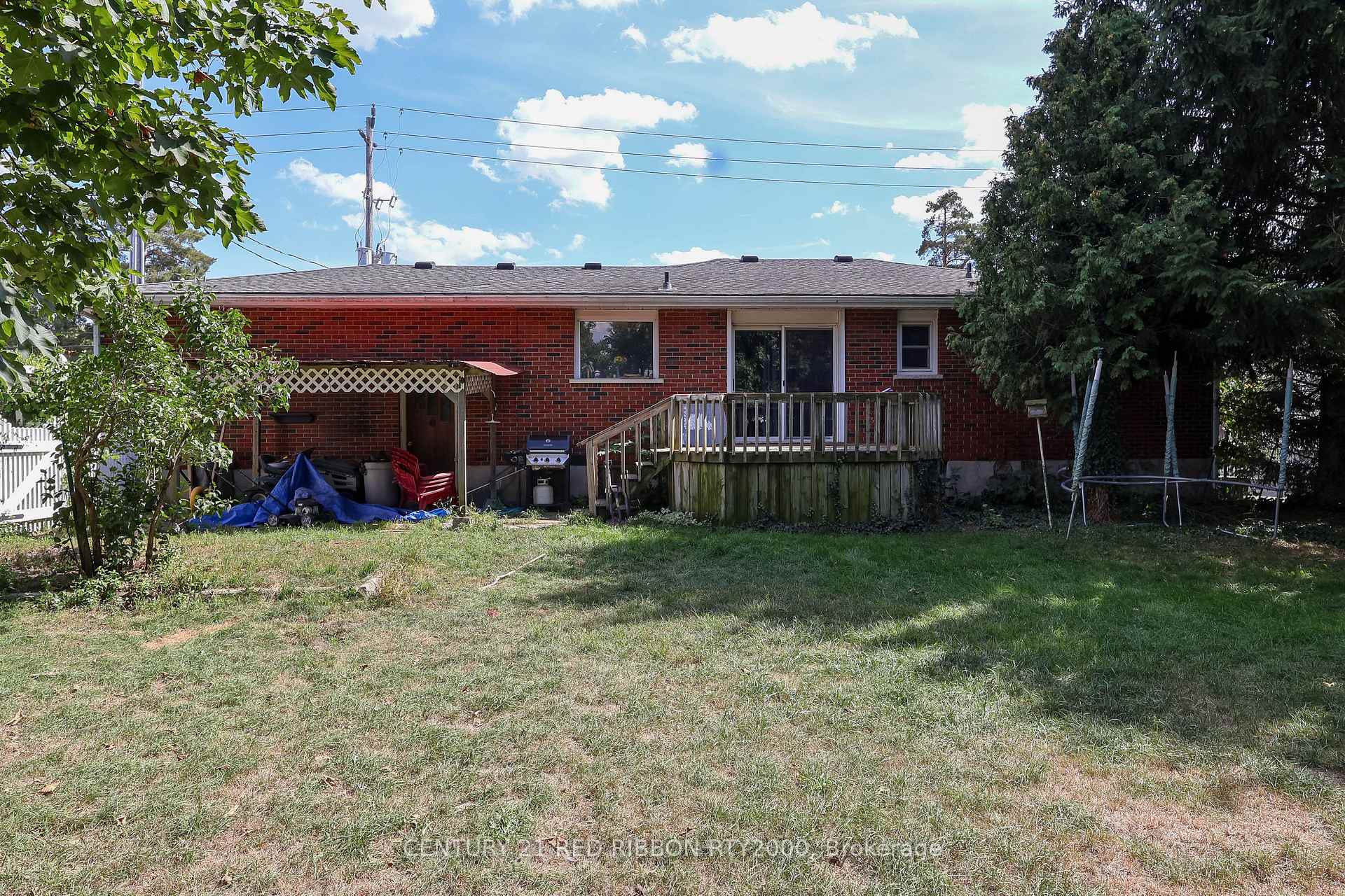 Photo 9 of 205 Metcalfe Street E, Strathroy-Caradoc, NE — HOMEH