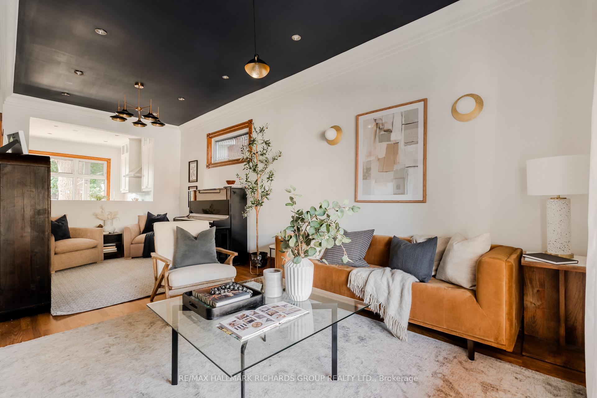 Photo 6 of 120 Lee Avenue, Toronto, The Beaches — HOMEH