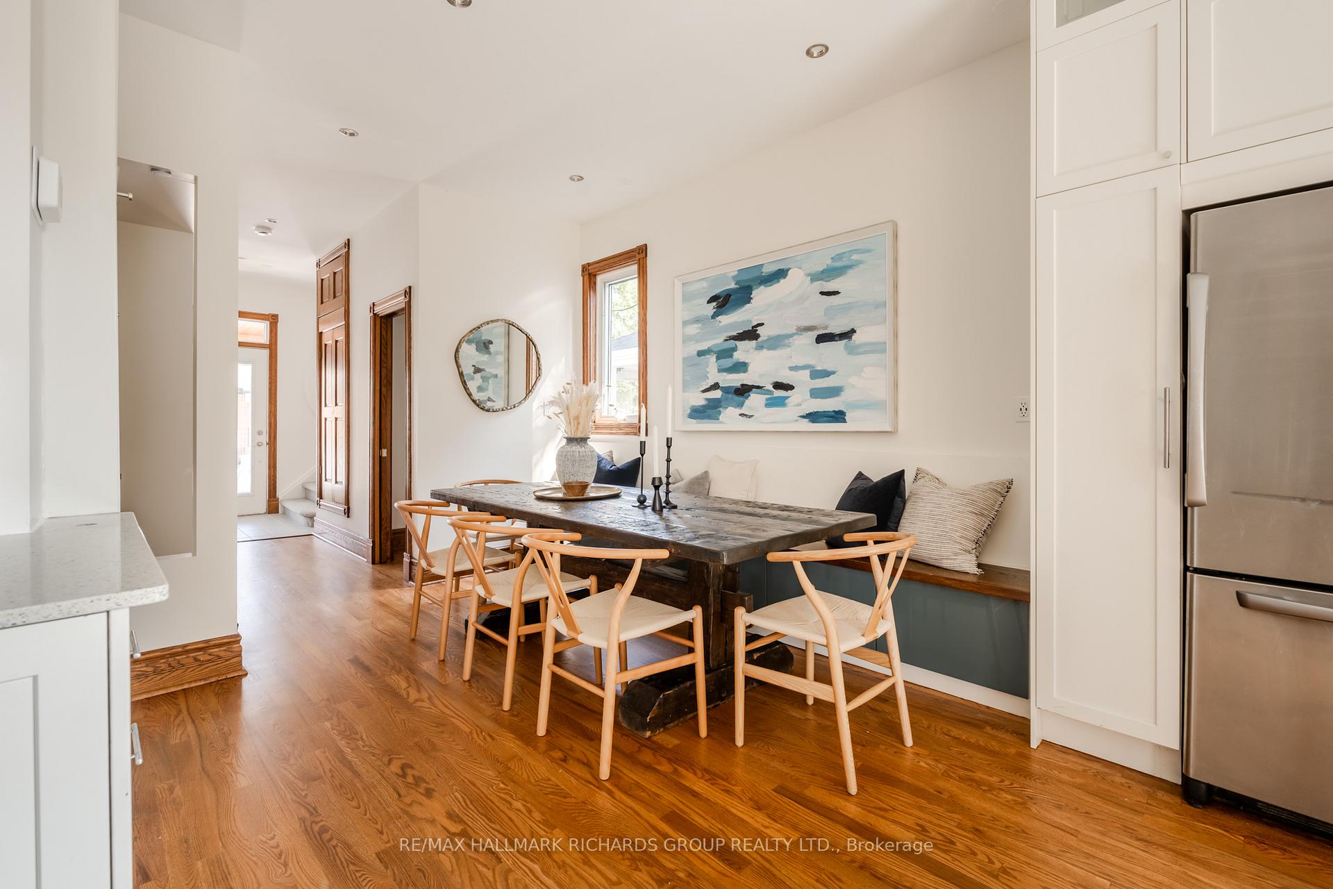 Photo 8 of 120 Lee Avenue, Toronto, The Beaches — HOMEH