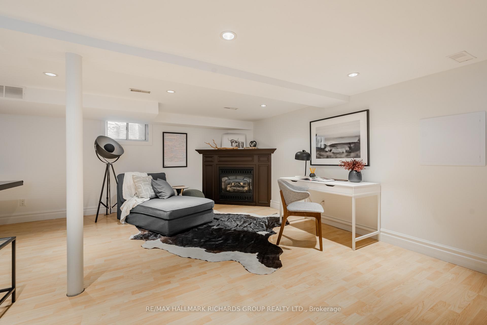 Photo 18 of 120 Lee Avenue, Toronto, The Beaches — HOMEH