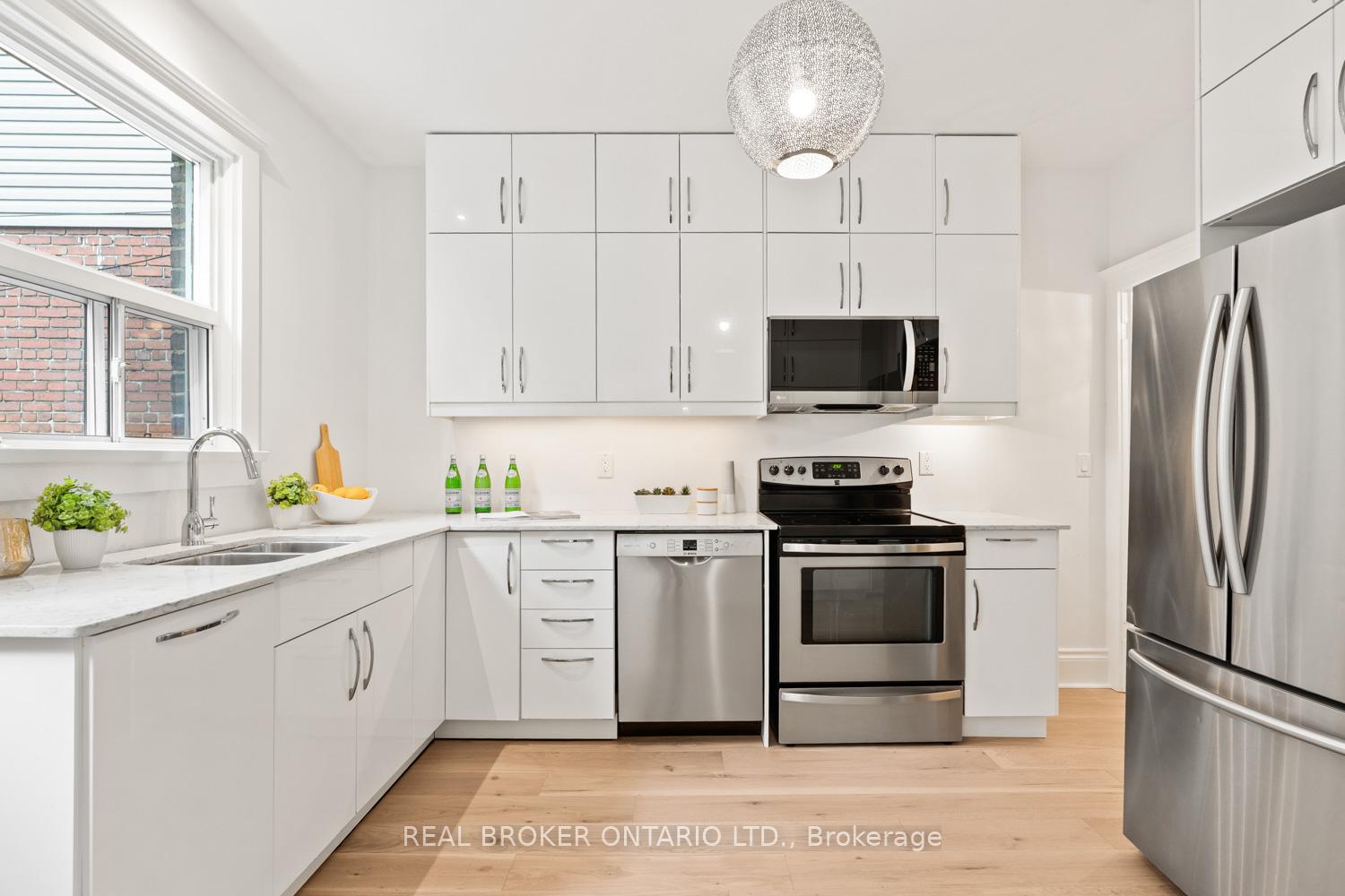 Photo 9 of 43 Hunter Street, Toronto, Blake-Jones — HOMEH