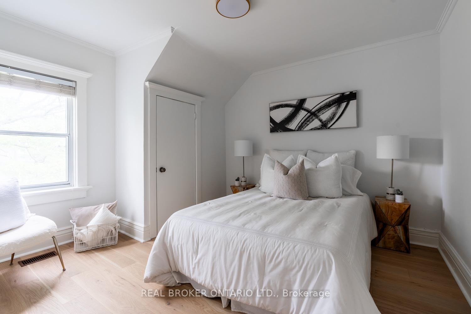 Photo 15 of 43 Hunter Street, Toronto, Blake-Jones — HOMEH