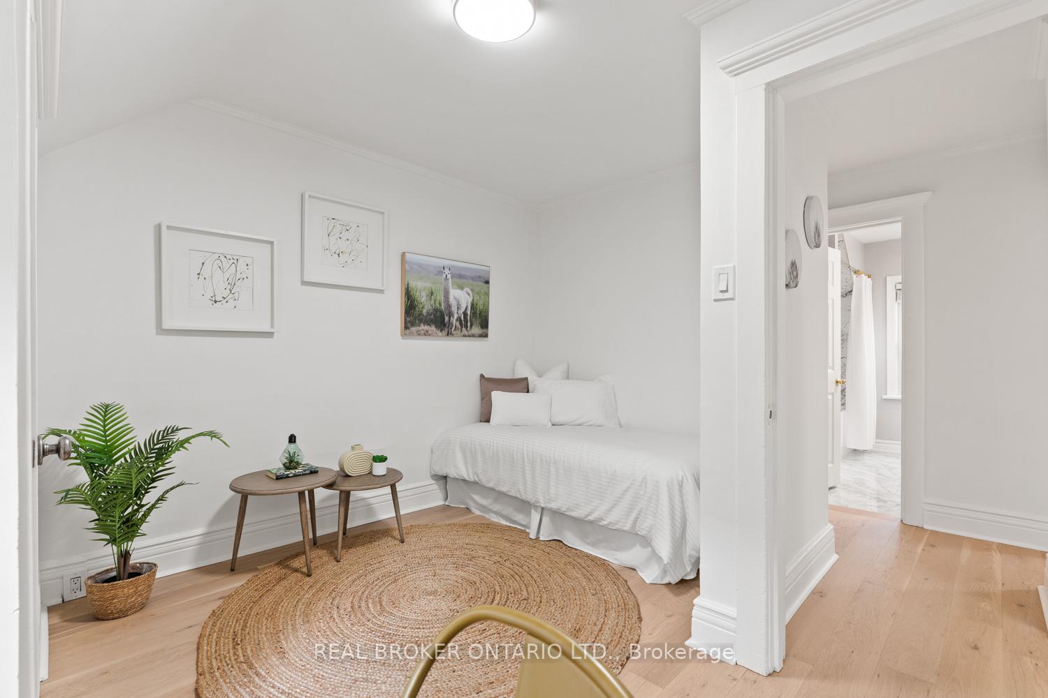 Photo 18 of 43 Hunter Street, Toronto, Blake-Jones — HOMEH