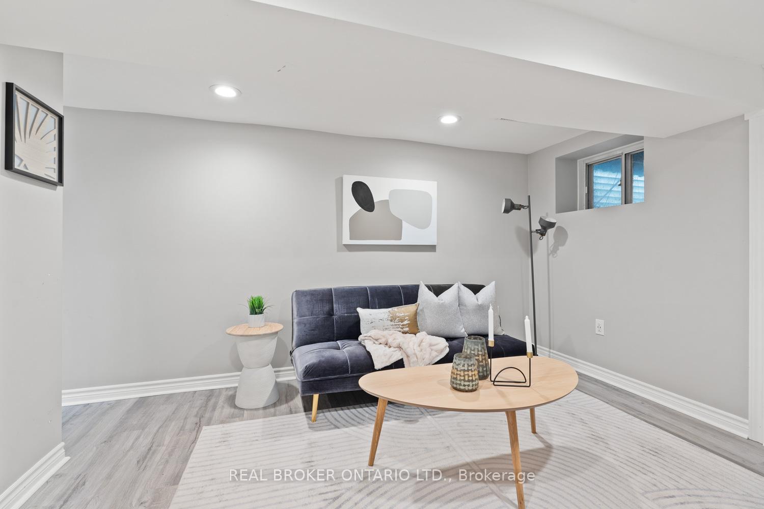Photo 25 of 43 Hunter Street, Toronto, Blake-Jones — HOMEH