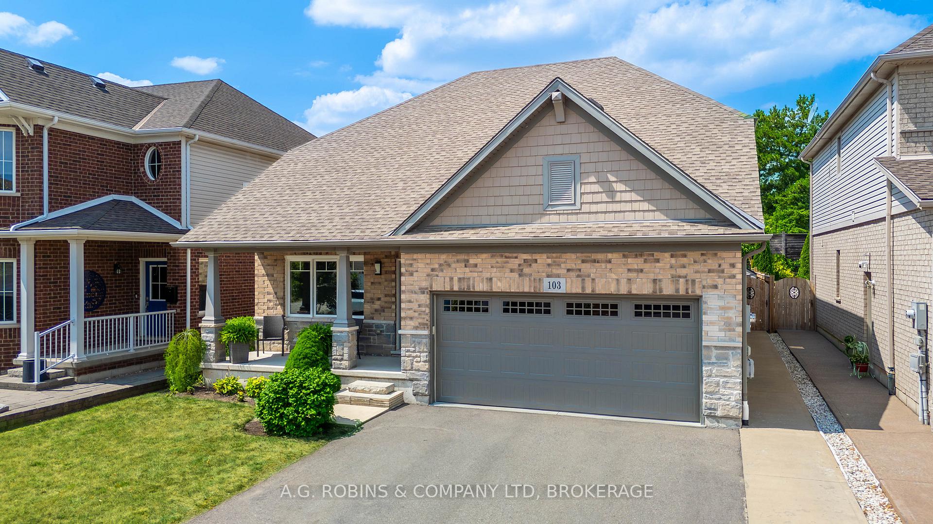 Photo 2 of 103 Tuliptree Road, Thorold, Confederation Heights — HOMEH