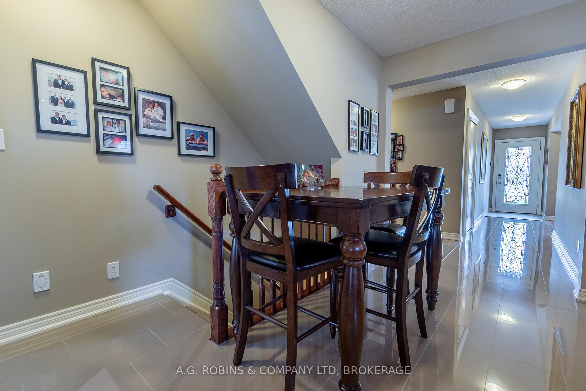 Photo 14 of 103 Tuliptree Road, Thorold, Confederation Heights — HOMEH