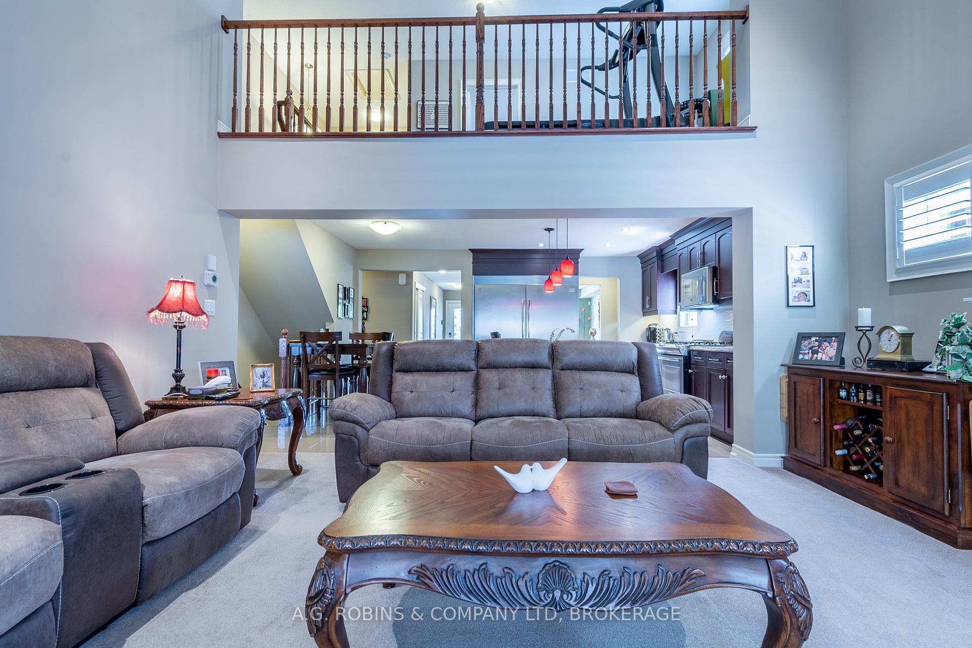 Photo 18 of 103 Tuliptree Road, Thorold, Confederation Heights — HOMEH