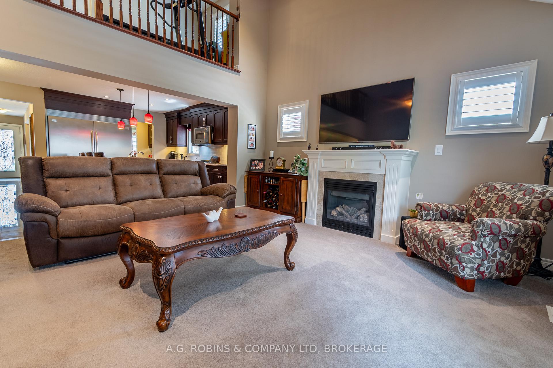 Photo 21 of 103 Tuliptree Road, Thorold, Confederation Heights — HOMEH