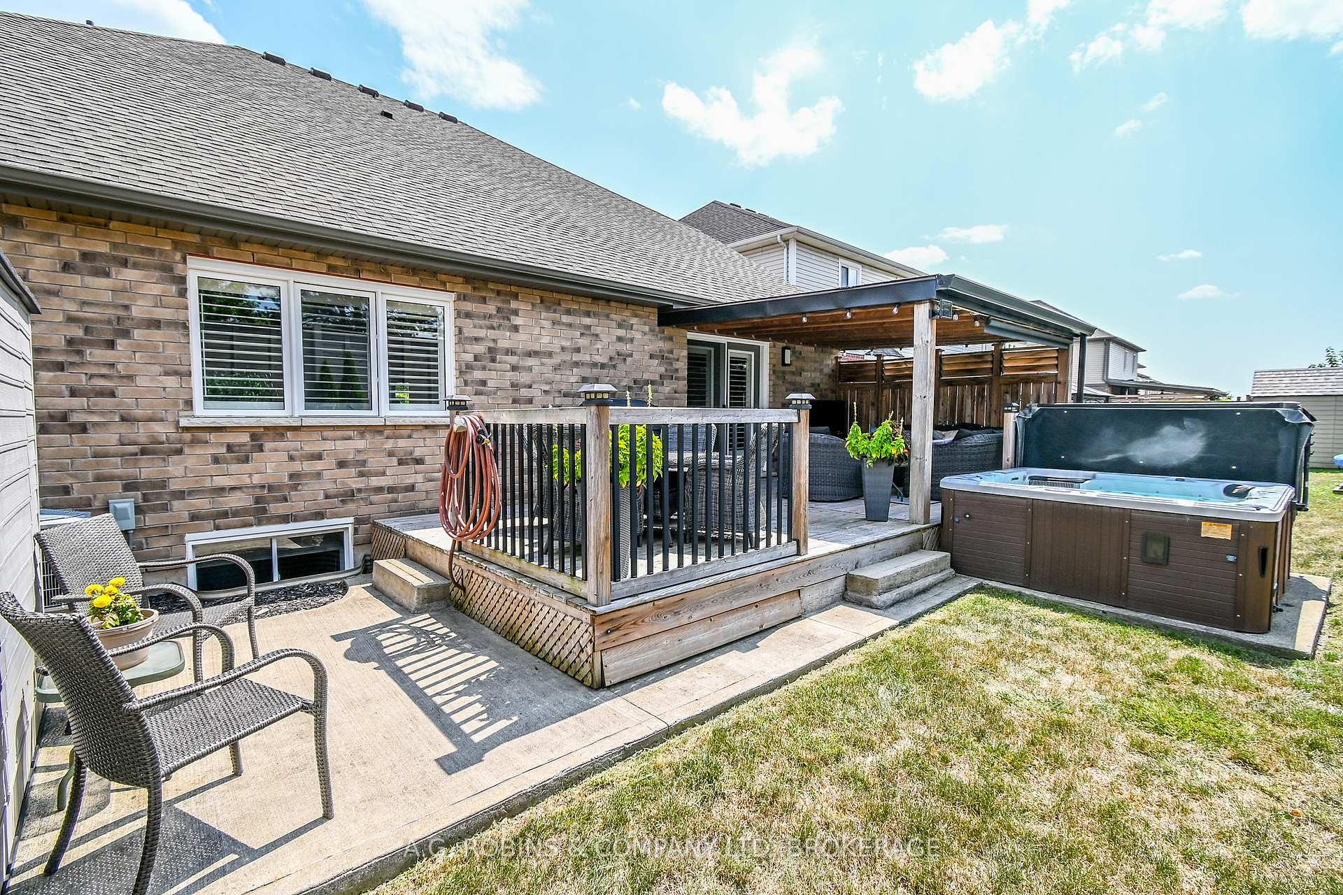 Photo 44 of 103 Tuliptree Road, Thorold, Confederation Heights — HOMEH