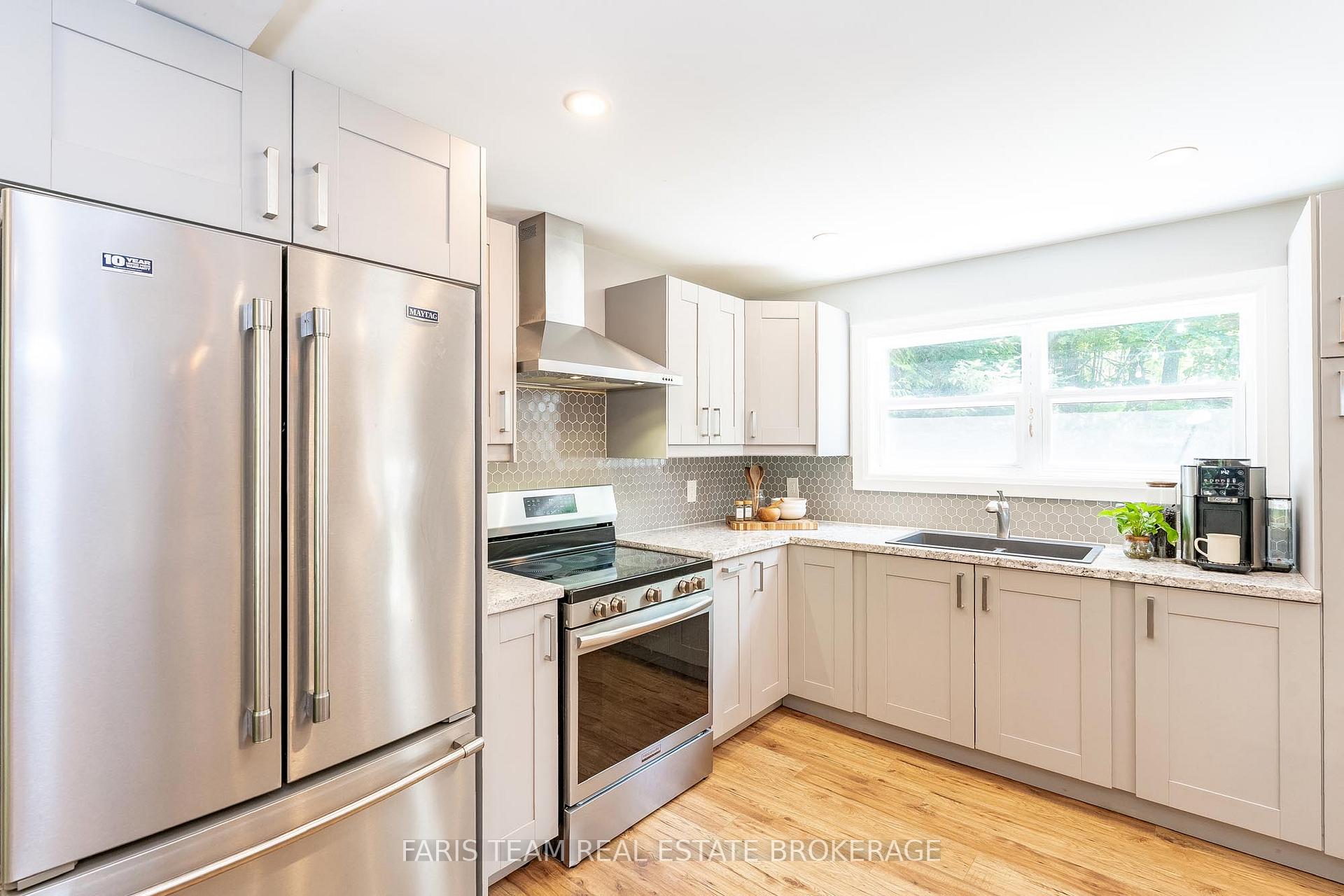 Photo 4 of 191 Albin Road, Tay, Waubaushene — HOMEH