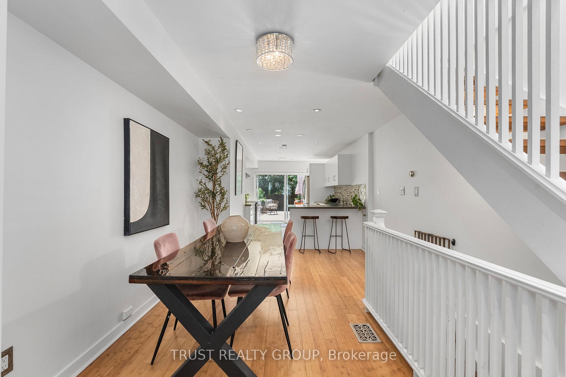 Photo 6 of 31 Dunkirk Road, Toronto, Danforth Village-East York — HOMEH