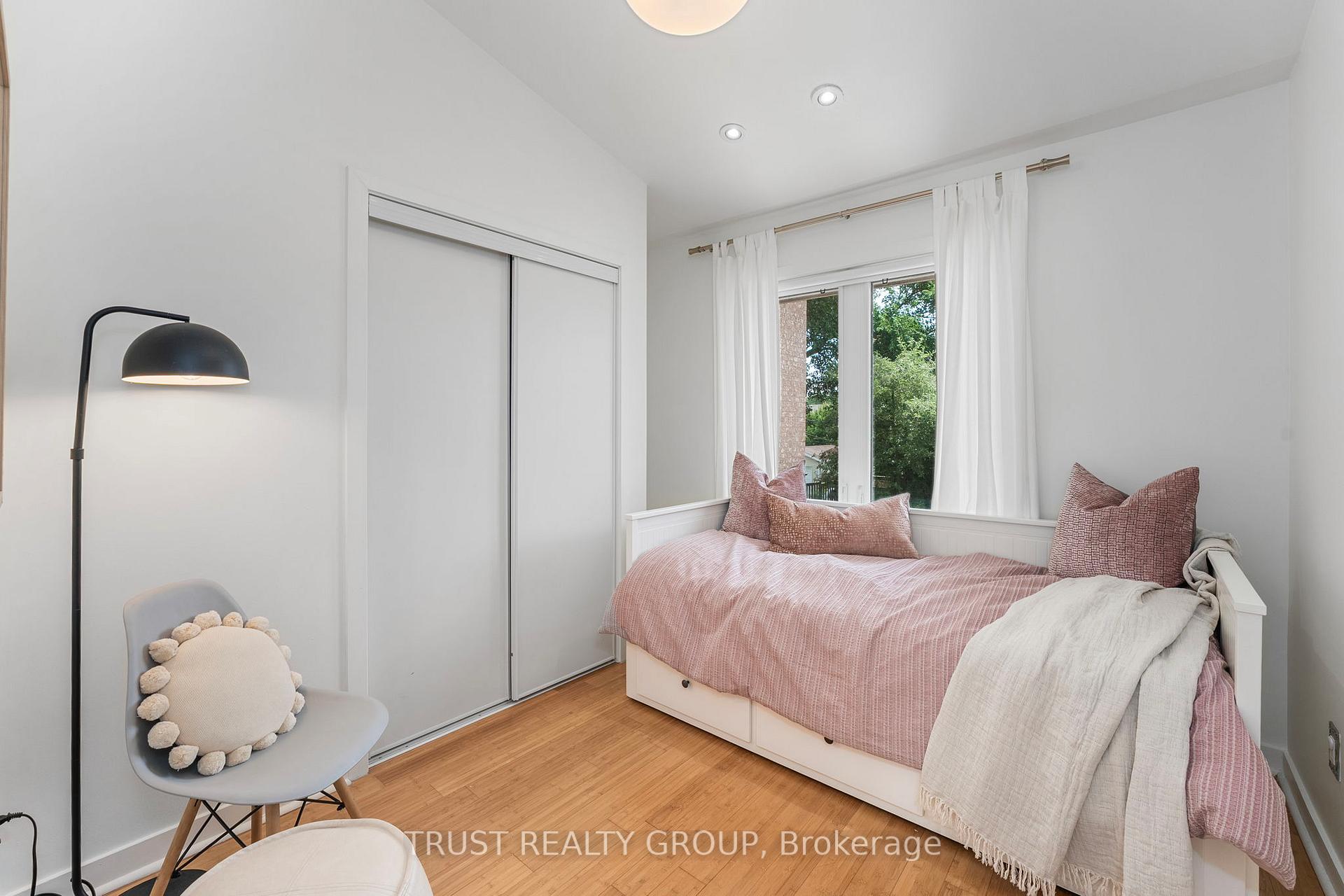 Photo 21 of 31 Dunkirk Road, Toronto, Danforth Village-East York — HOMEH