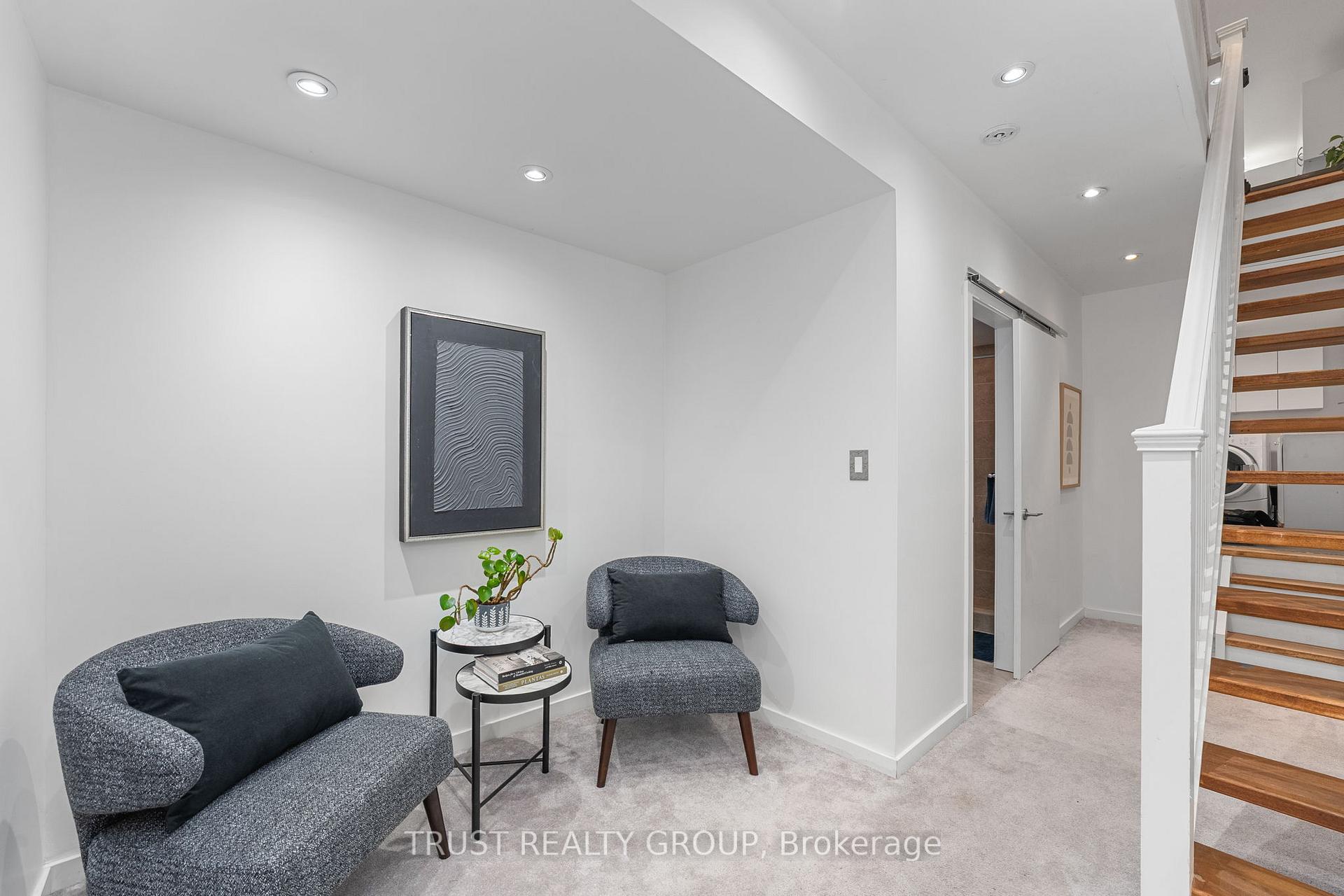 Photo 24 of 31 Dunkirk Road, Toronto, Danforth Village-East York — HOMEH