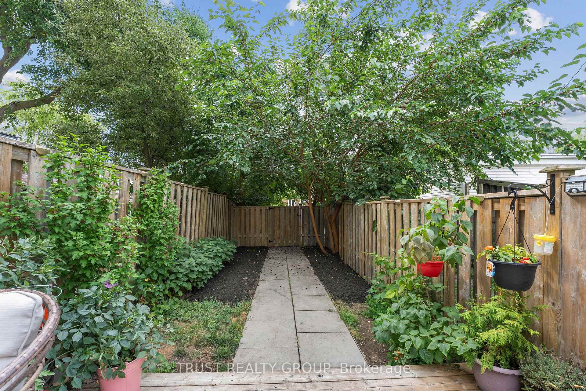 Photo 31 of 31 Dunkirk Road, Toronto, Danforth Village-East York — HOMEH