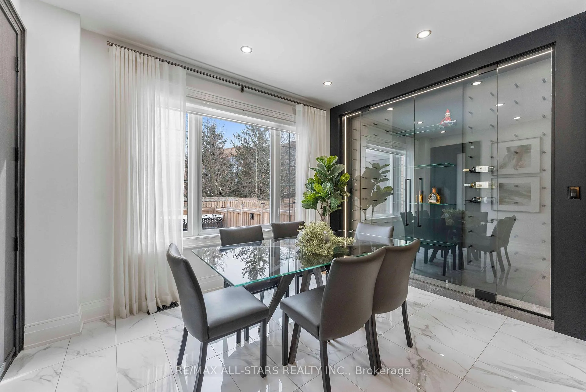 Photo 9 of 355 Reg Harrison Trail, Newmarket, Glenway Estates — HOMEH