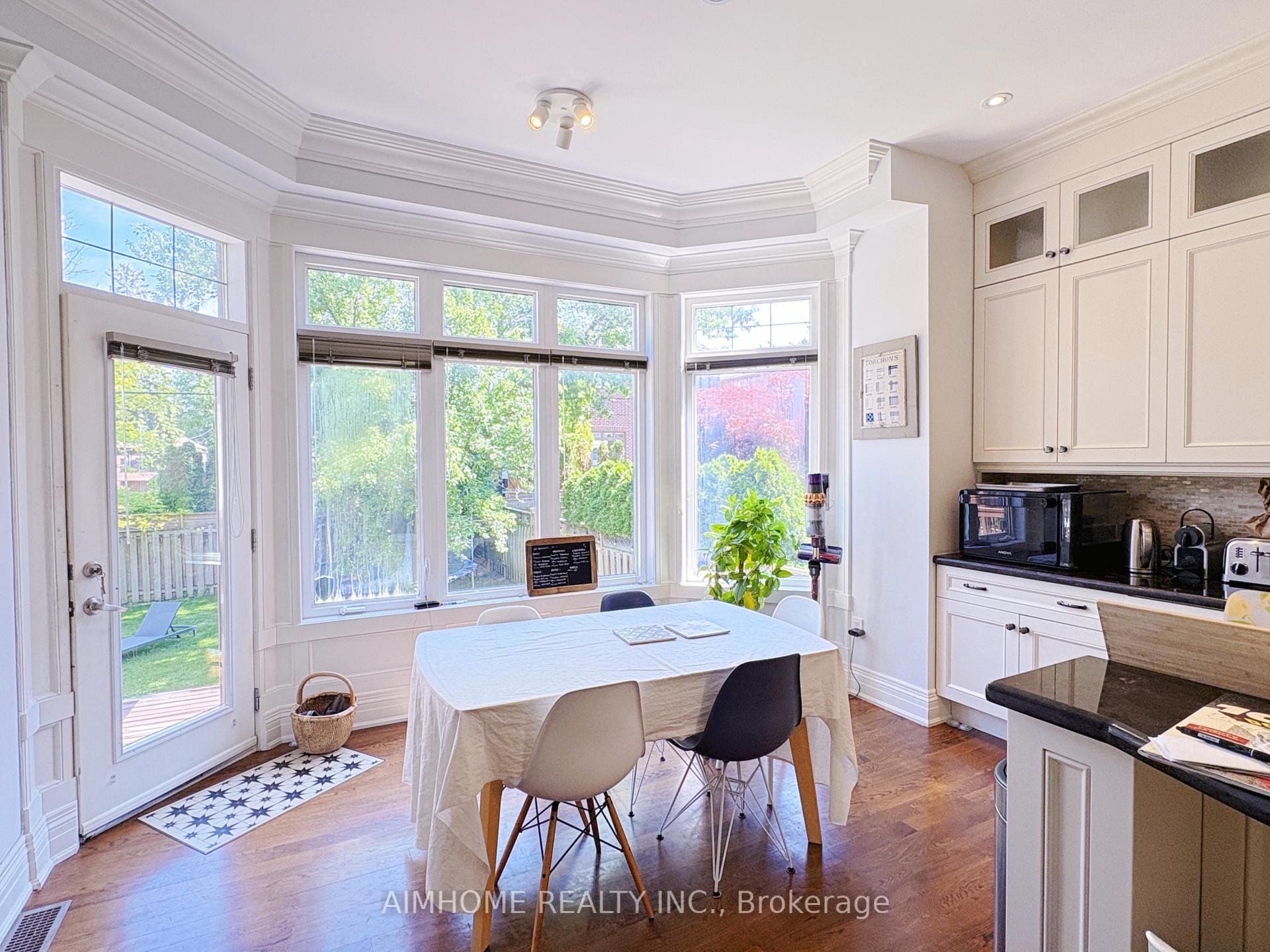 Photo 9 of 619 Bedford Park Avenue, Toronto, Bedford Park-Nortown — HOMEH