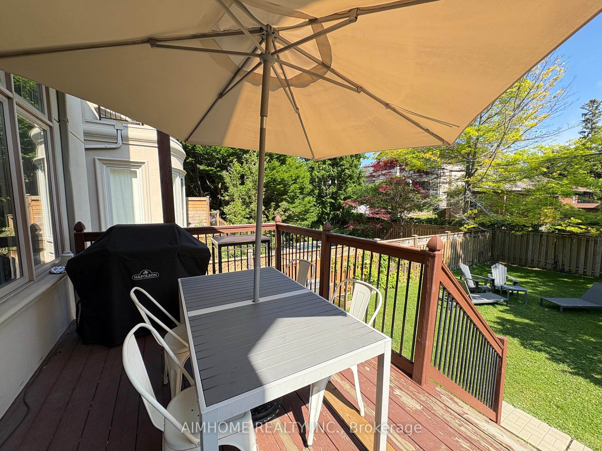 Photo 15 of 619 Bedford Park Avenue, Toronto, Bedford Park-Nortown — HOMEH