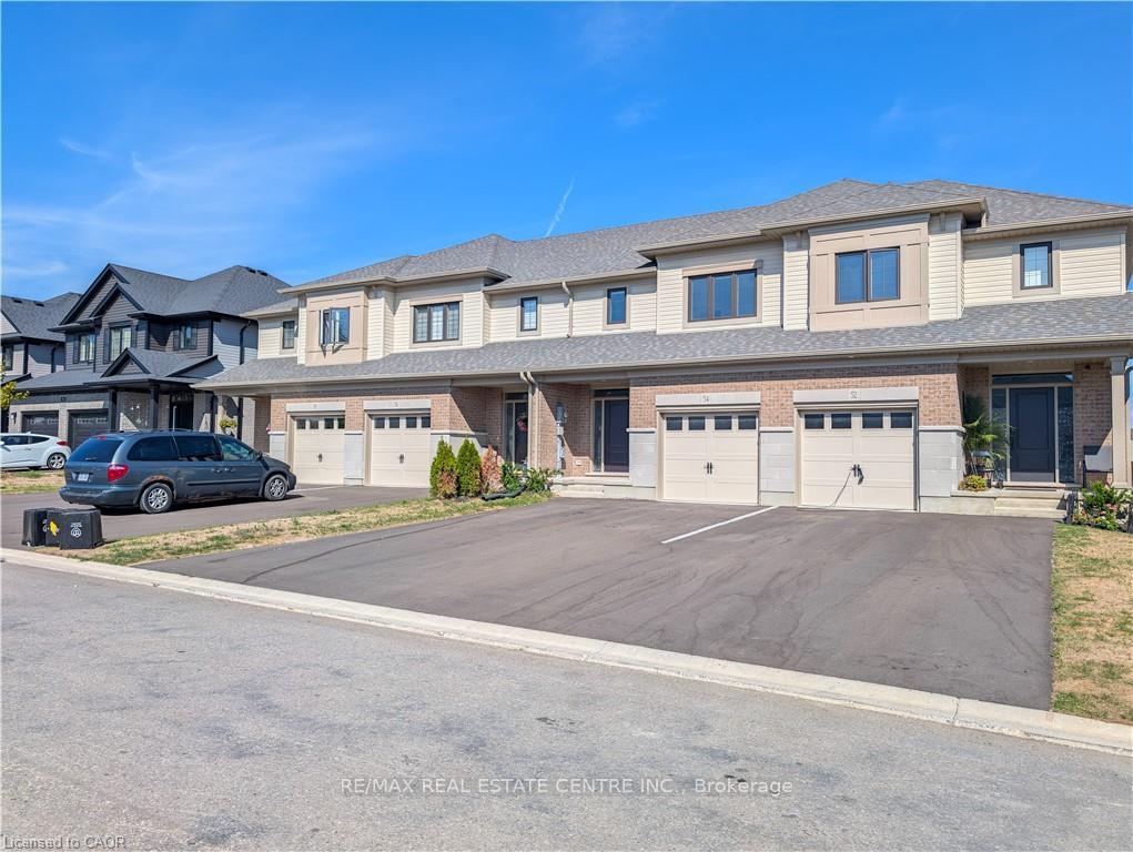 Photo 2 of 54 Lark Street, Tillsonburg — HOMEH
