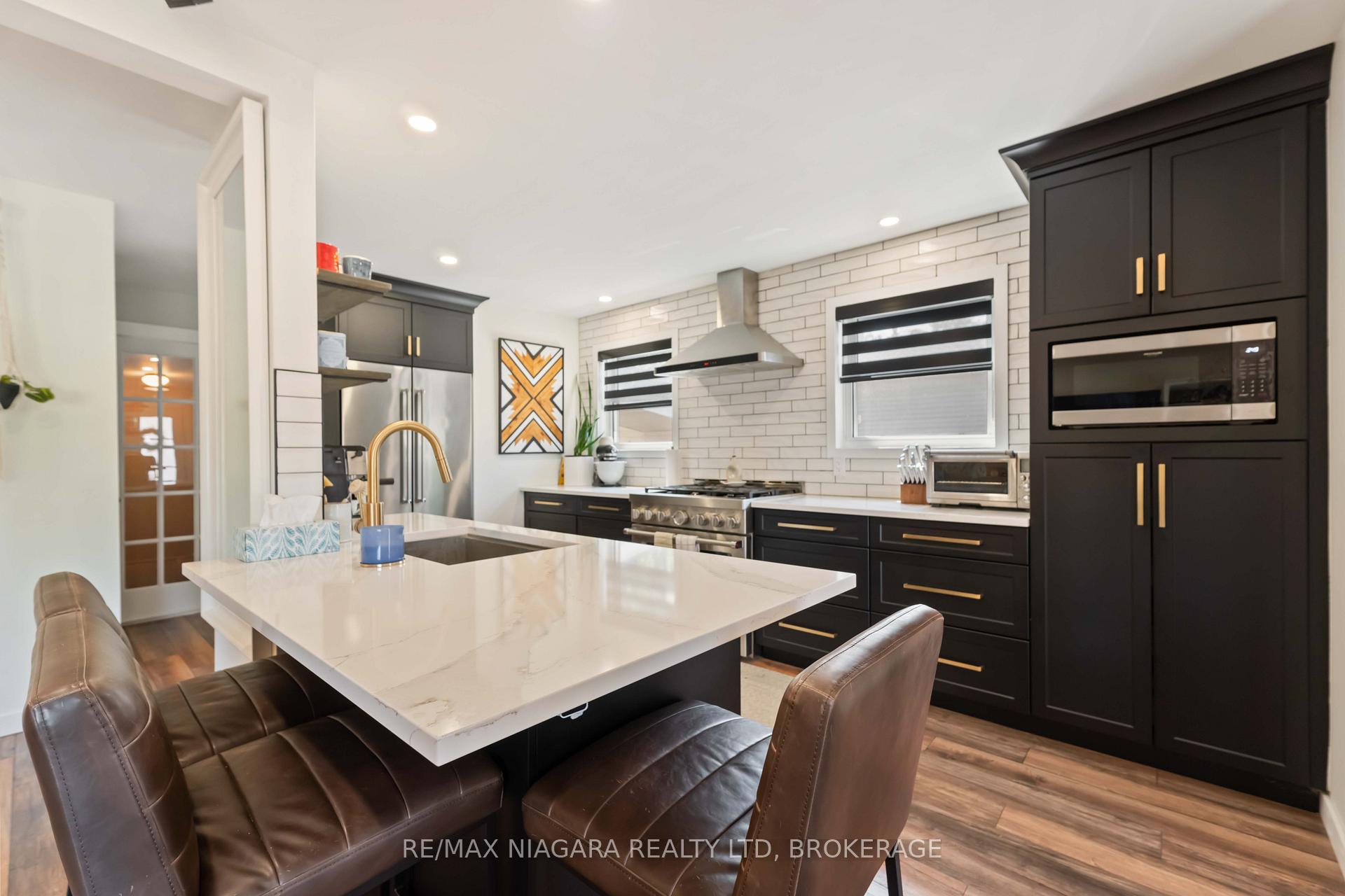 Photo 10 of 15 Conlon Crescent, Thorold, Thorold Downtown — HOMEH