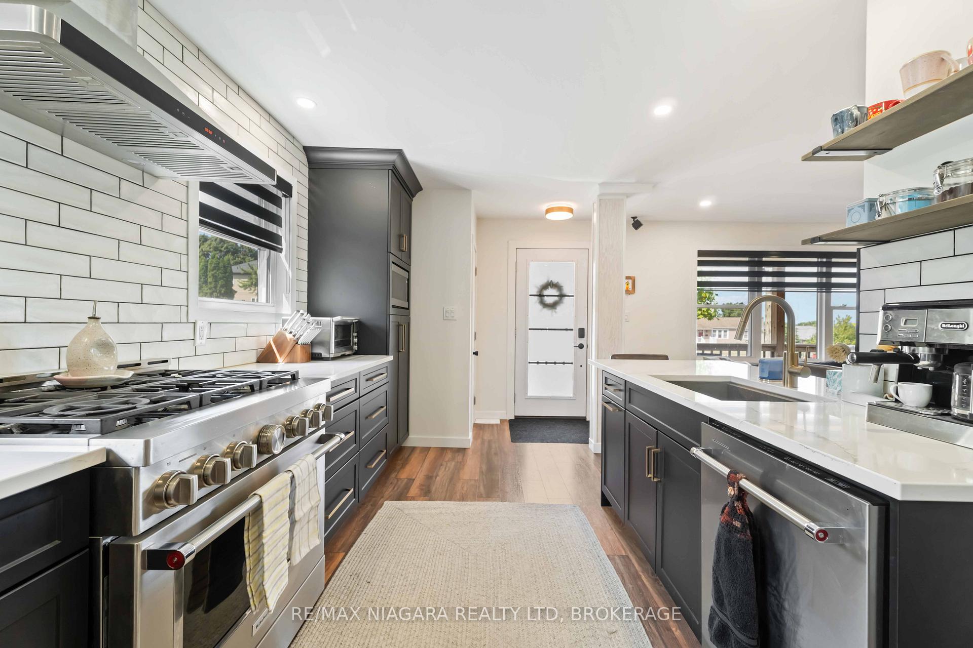 Photo 13 of 15 Conlon Crescent, Thorold, Thorold Downtown — HOMEH