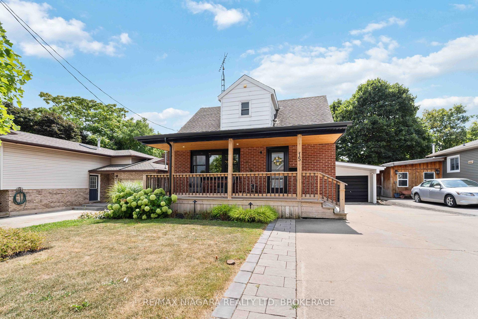 Photo 32 of 15 Conlon Crescent, Thorold, Thorold Downtown — HOMEH