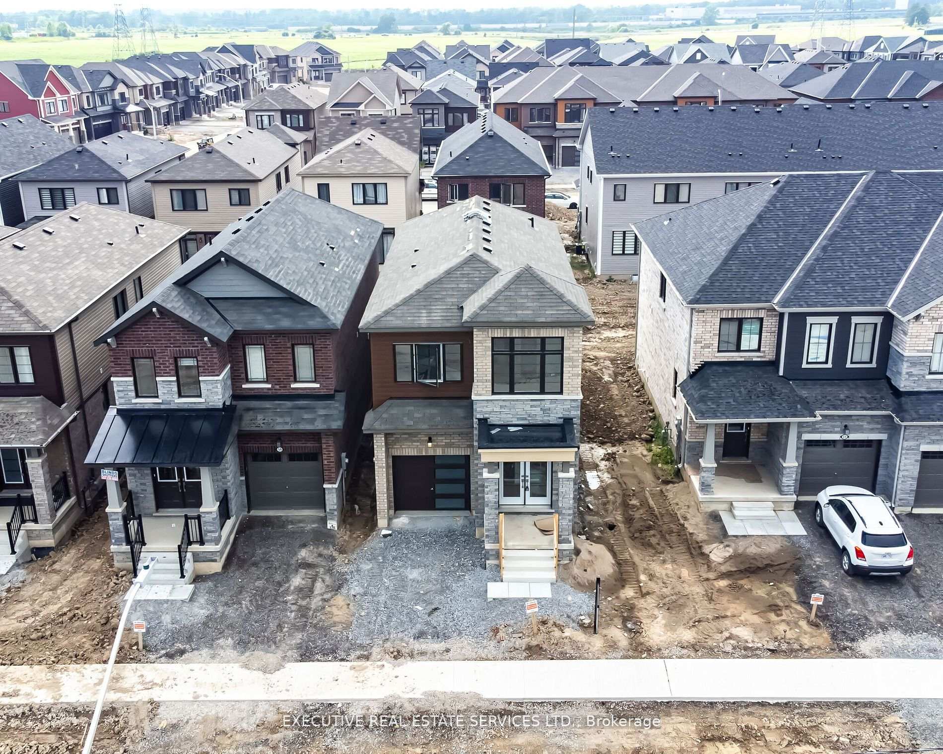 Photo 2 of 55 Concord Drive, Thorold, Rolling Meadows — HOMEH