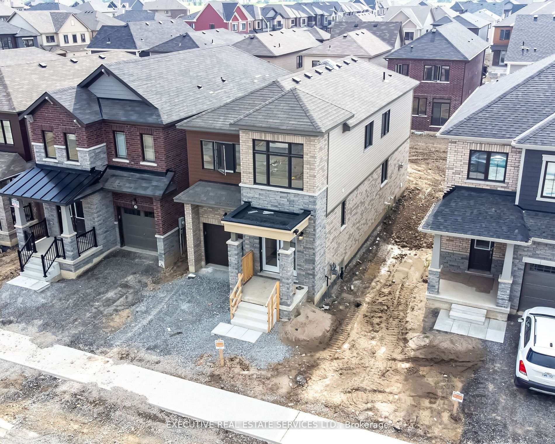 Photo 3 of 55 Concord Drive, Thorold, Rolling Meadows — HOMEH
