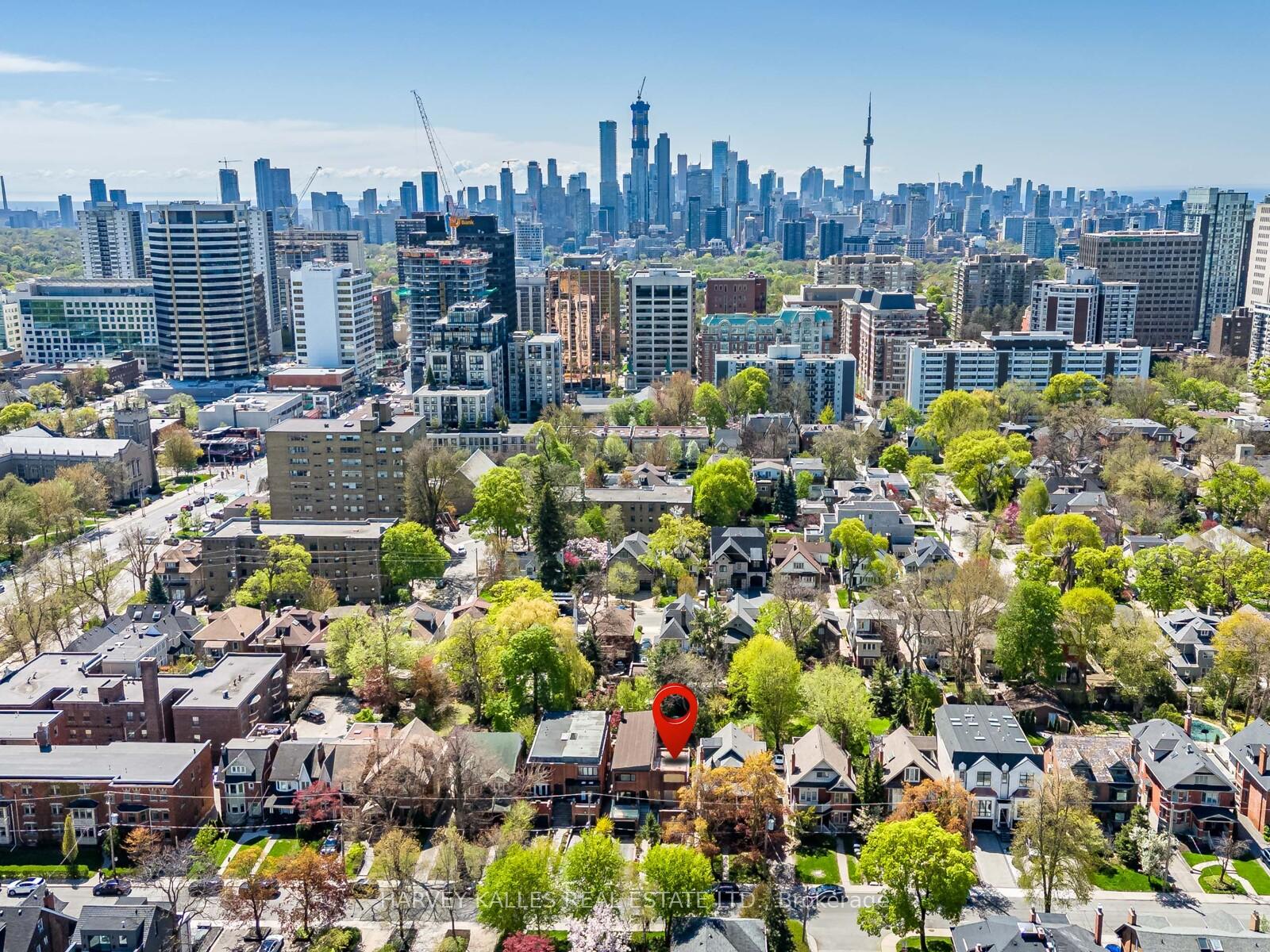 Photo 17 of 23 Lonsdale Road, Toronto, Yonge-St. Clair — HOMEH