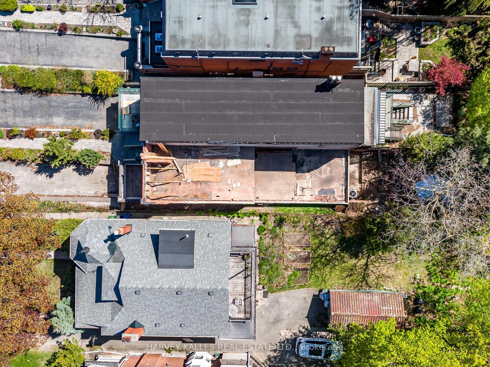 Photo 20 of 23 Lonsdale Road, Toronto, Yonge-St. Clair — HOMEH