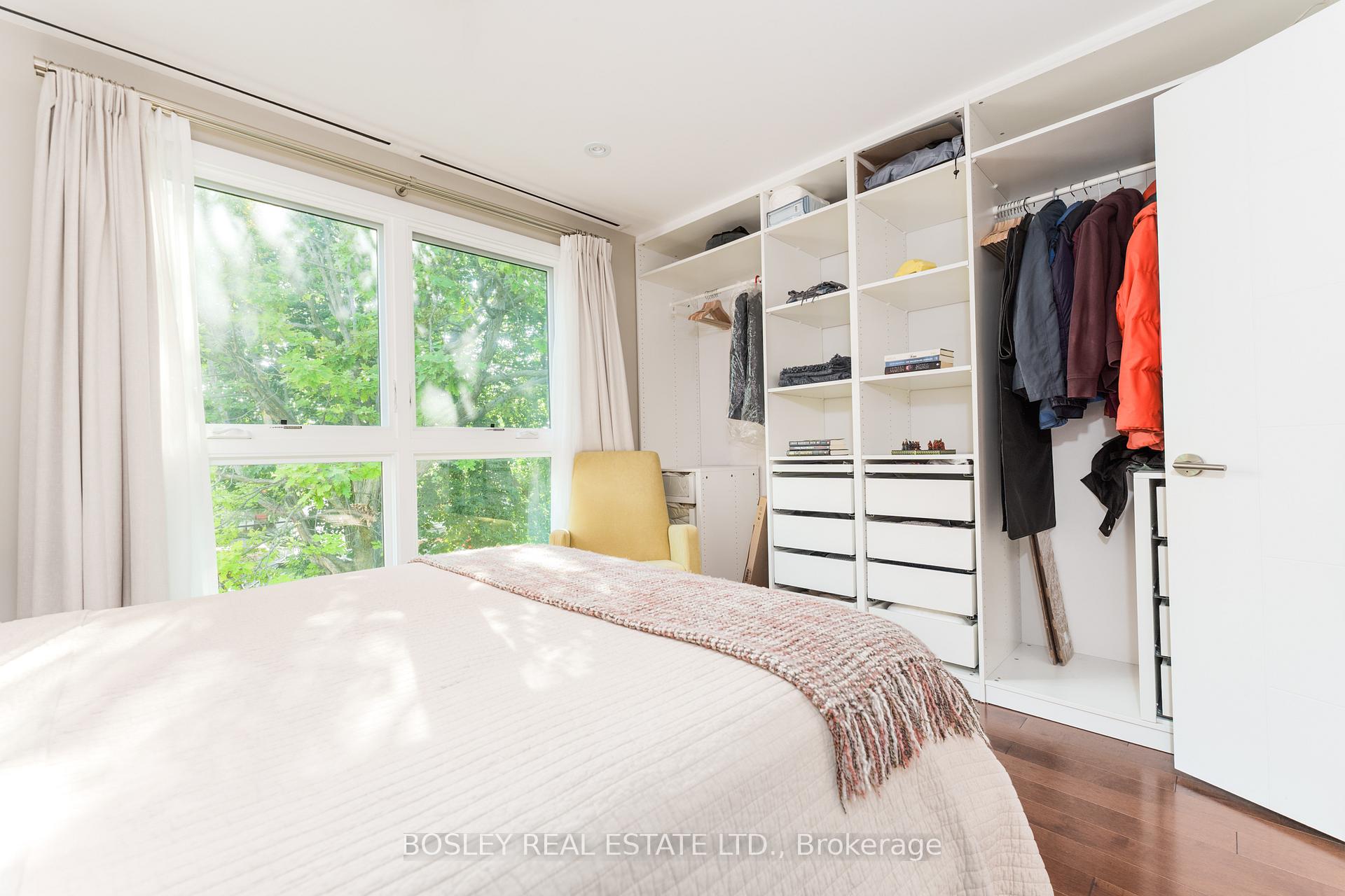 Photo 18 of 124 Coleridge Avenue, Toronto, Woodbine-Lumsden — HOMEH