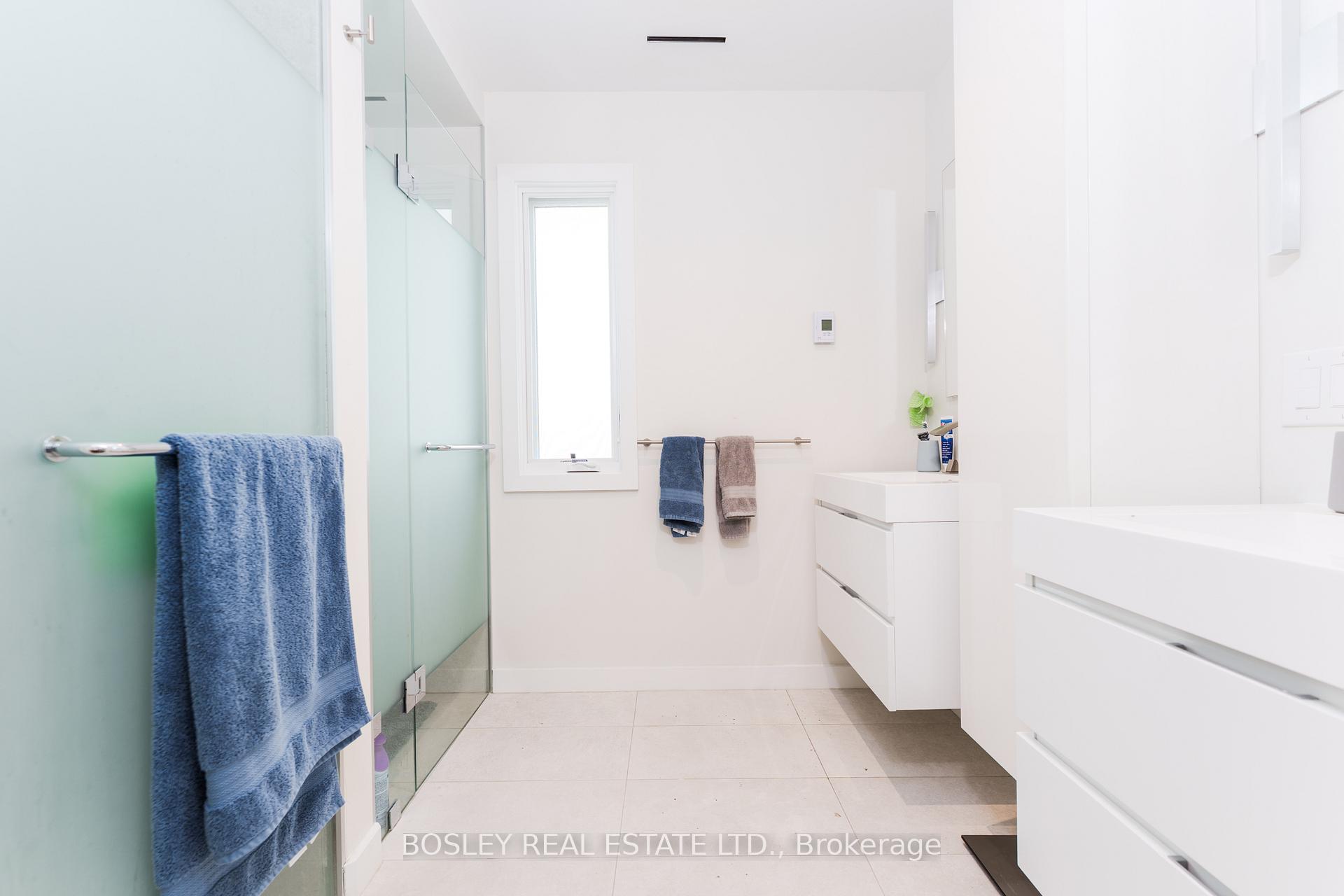 Photo 19 of 124 Coleridge Avenue, Toronto, Woodbine-Lumsden — HOMEH