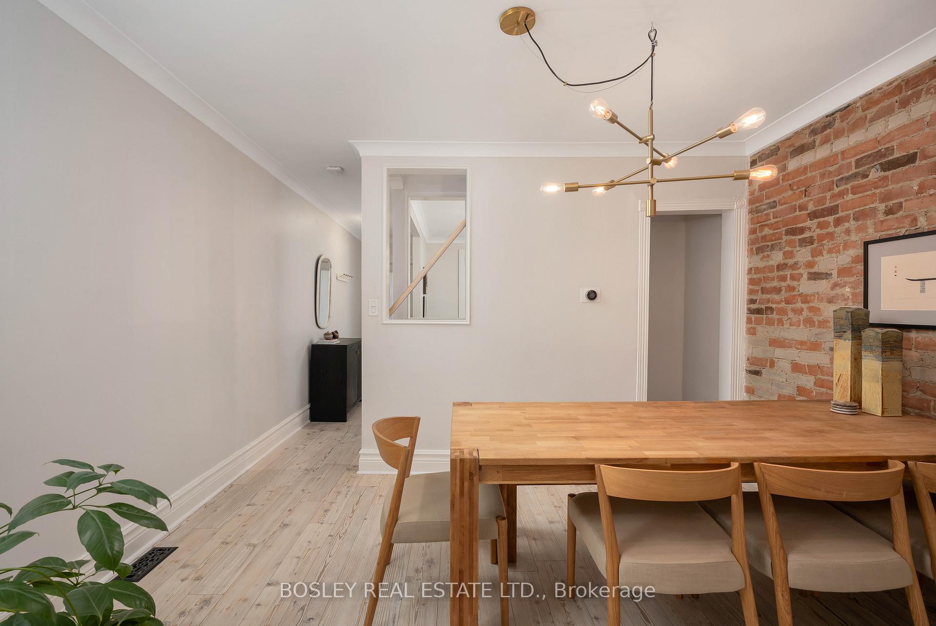 Photo 8 of 28 Mountalan Avenue, Toronto, Greenwood-Coxwell — HOMEH