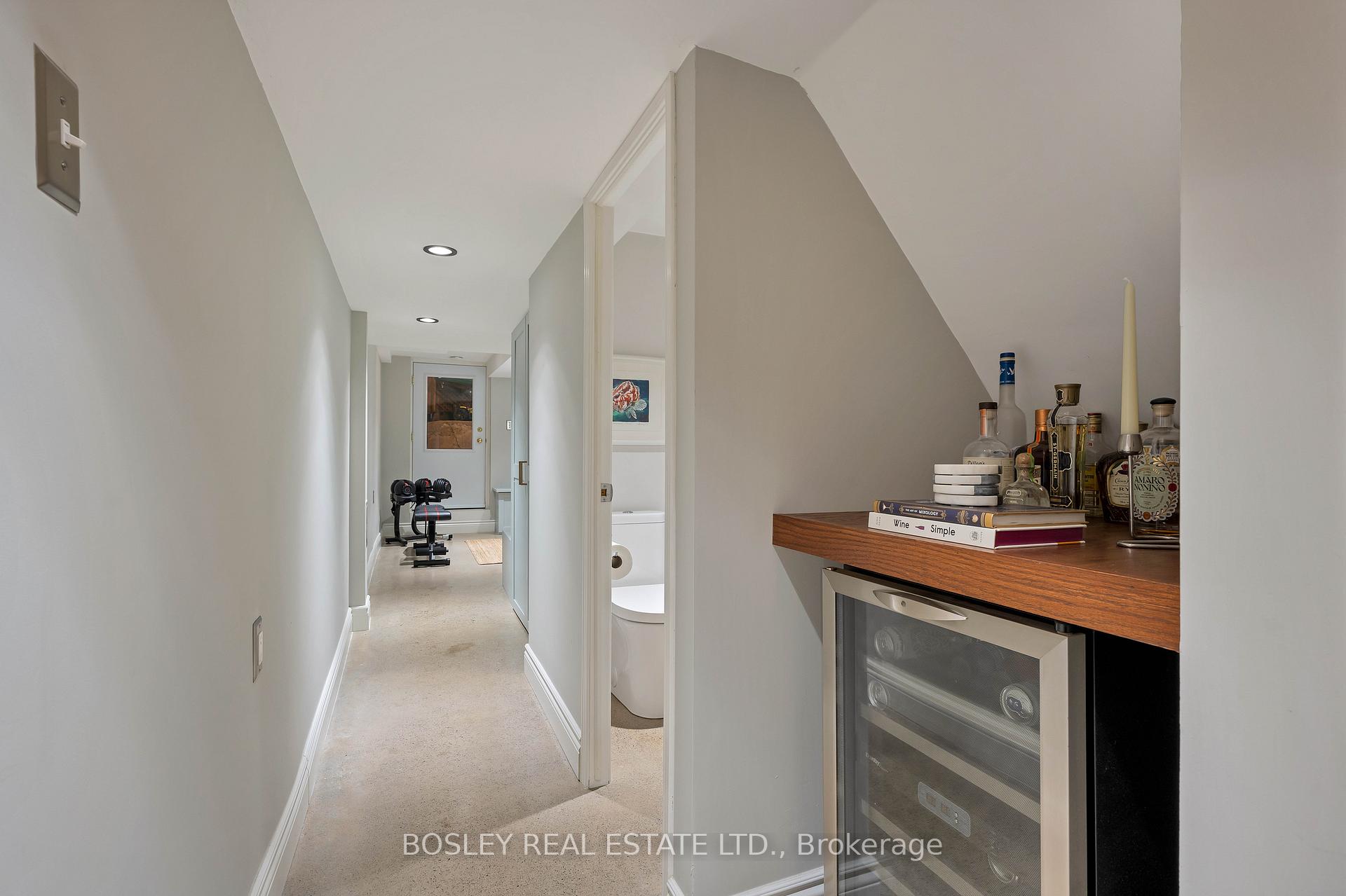 Photo 25 of 28 Mountalan Avenue, Toronto, Greenwood-Coxwell — HOMEH