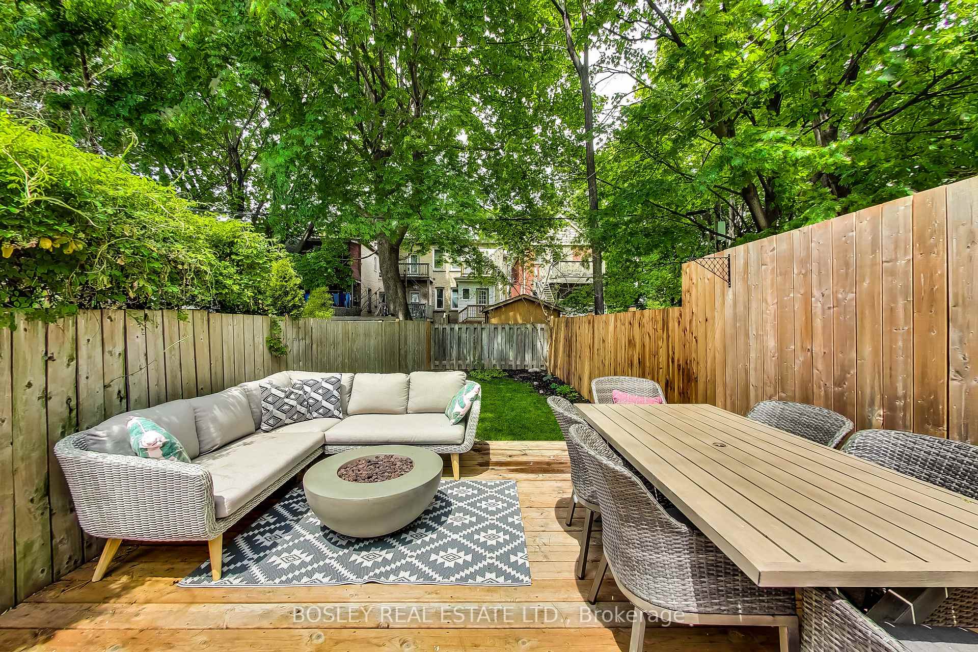 Photo 28 of 28 Mountalan Avenue, Toronto, Greenwood-Coxwell — HOMEH