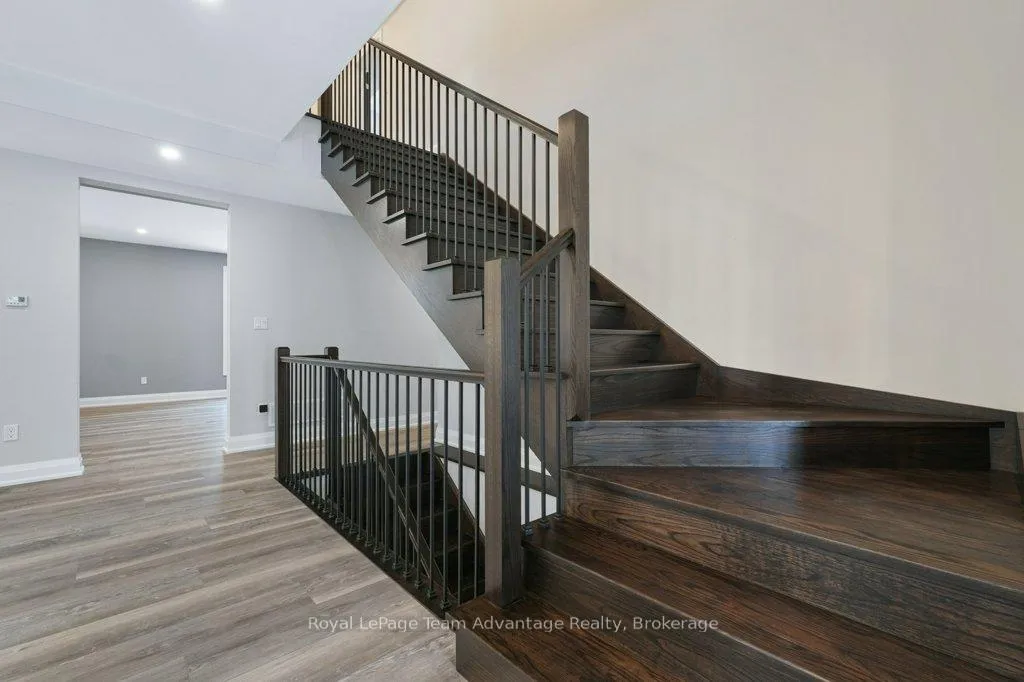 Photo 14 of 18 Avery Court, Parry Sound — HOMEH