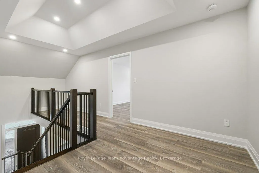 Photo 15 of 18 Avery Court, Parry Sound — HOMEH