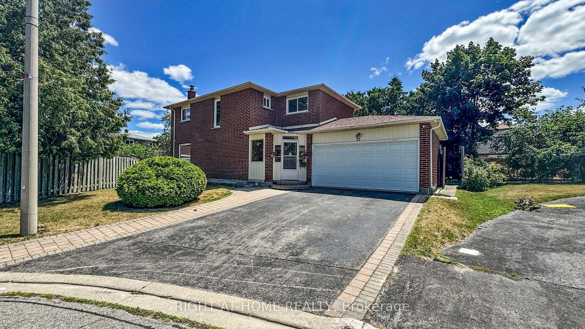 Photo 1 of 21 Lucania Place, Scarborough, Steeles — HOMEH