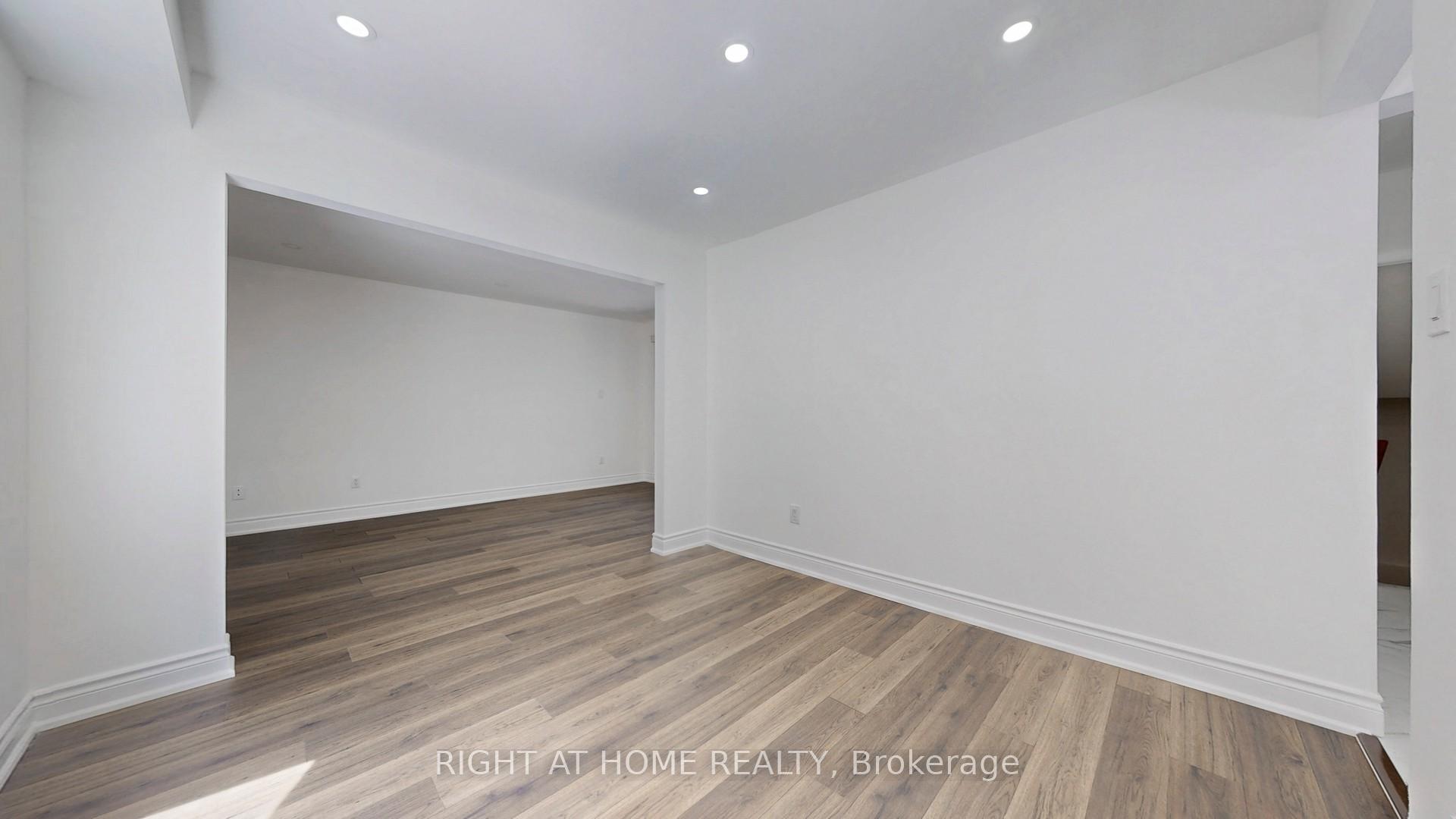 Photo 14 of 21 Lucania Place, Scarborough, Steeles — HOMEH