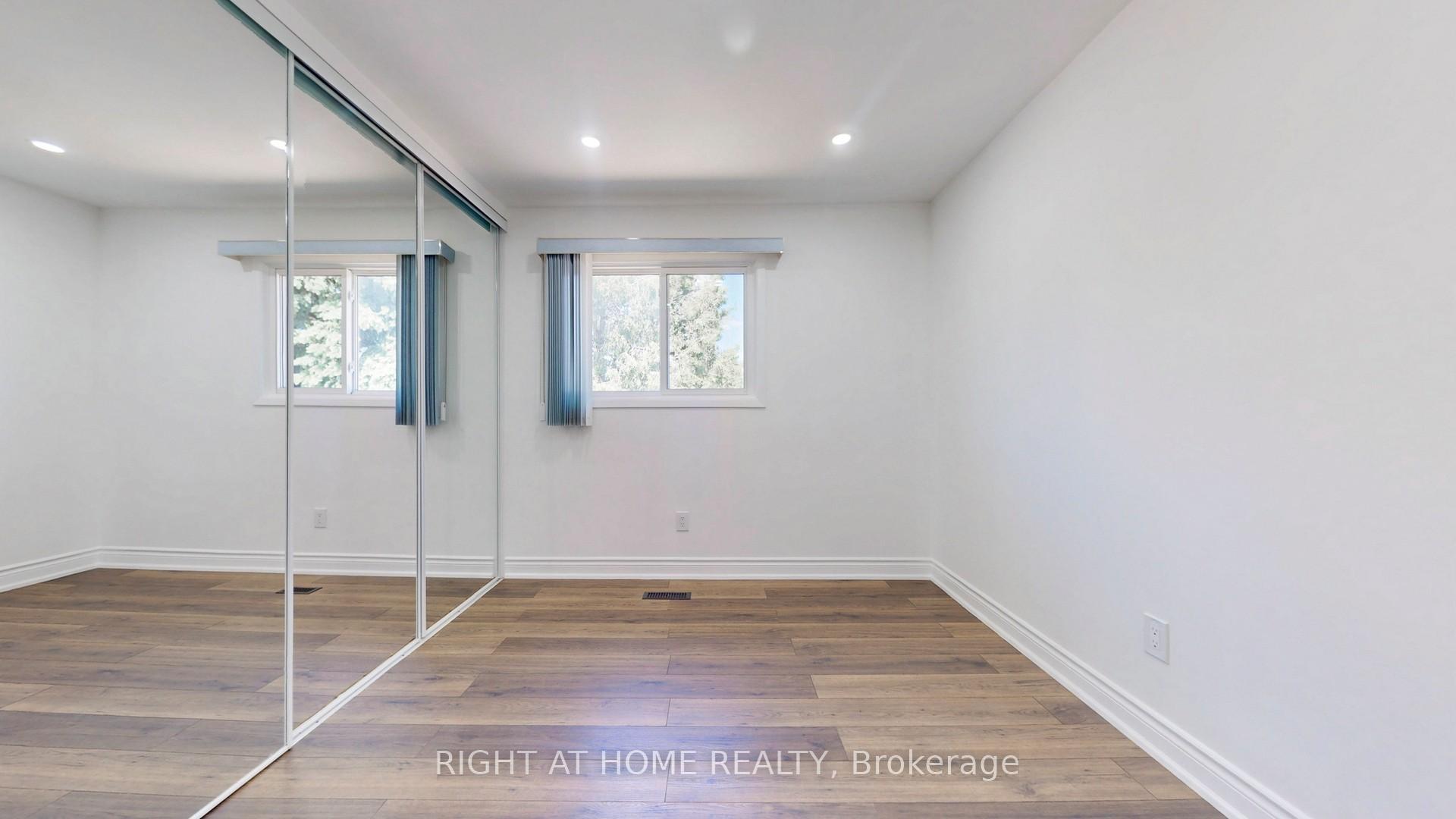 Photo 15 of 21 Lucania Place, Scarborough, Steeles — HOMEH