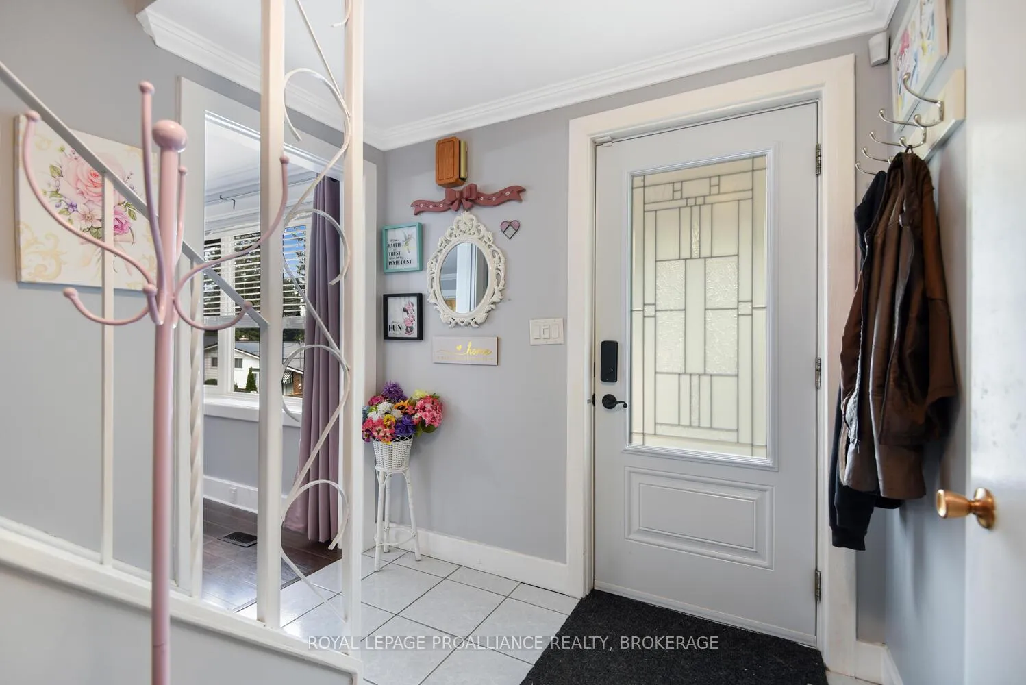 Photo 8 of 16 Mccready Street, Brockville — HOMEH