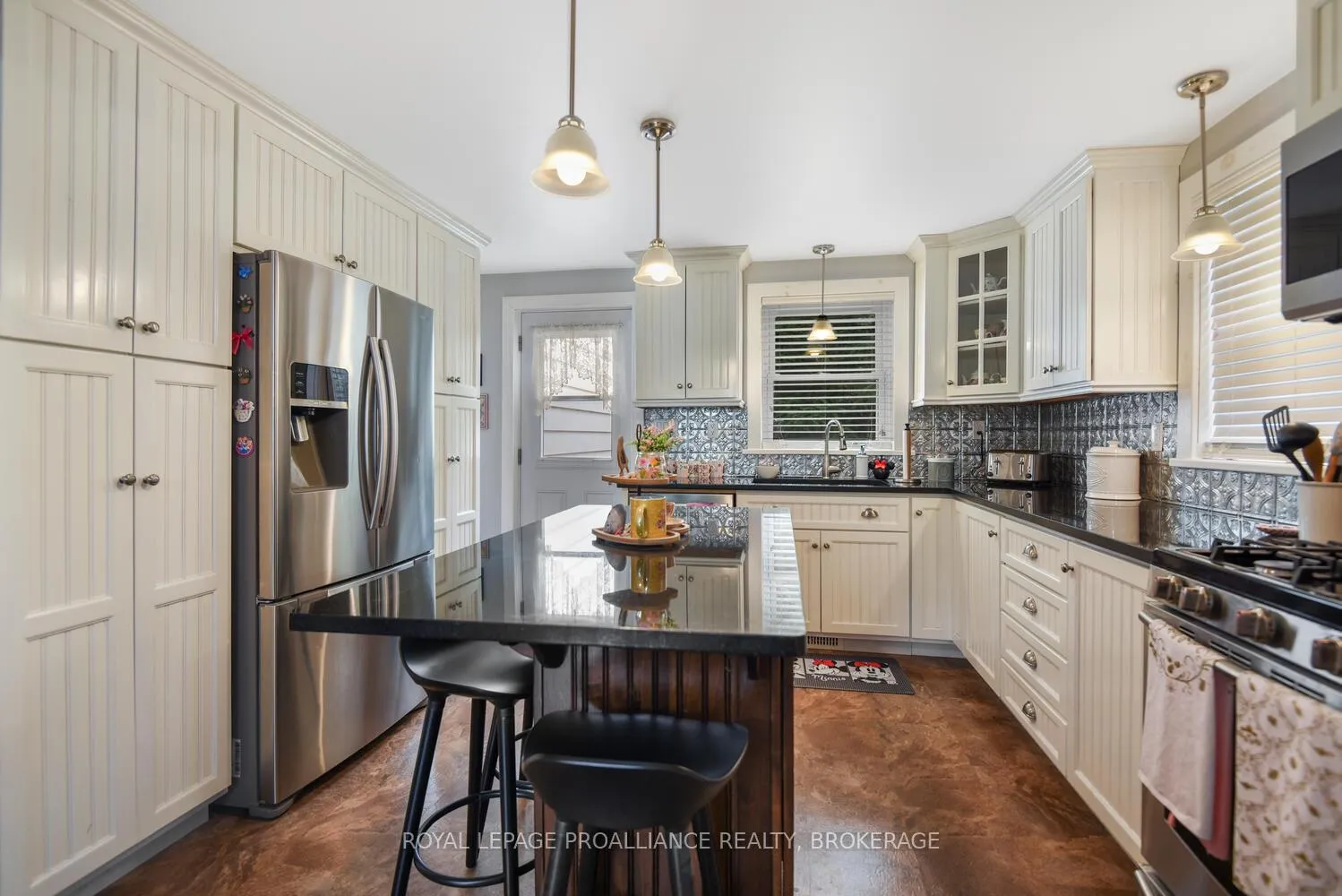 Photo 12 of 16 Mccready Street, Brockville — HOMEH