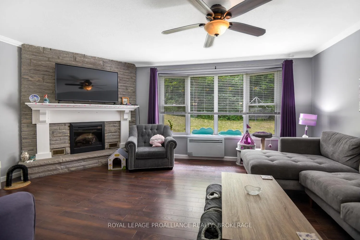 Photo 19 of 16 Mccready Street, Brockville — HOMEH