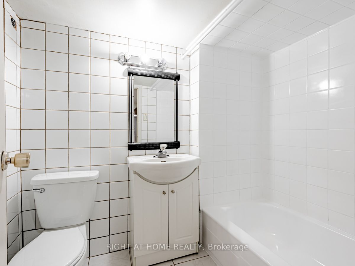 Photo 49 of 15 Regal Road, Toronto, Wychwood — HOMEH